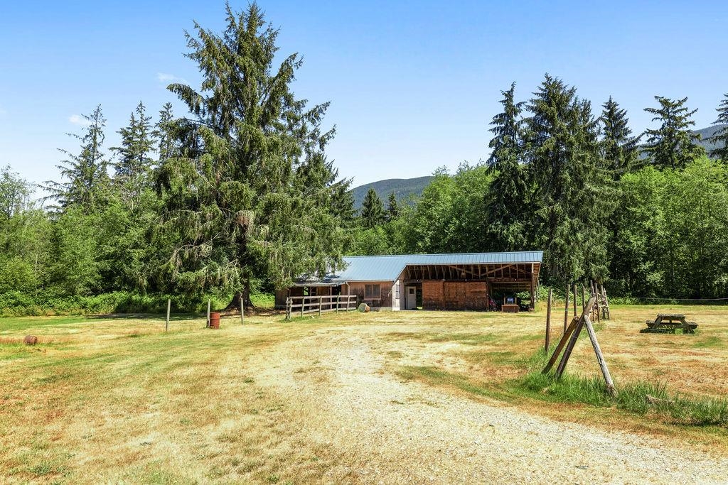 5971 Garden Bay Road, Garden Bay, Pender Harbour Egmont, V0N 1S1 30