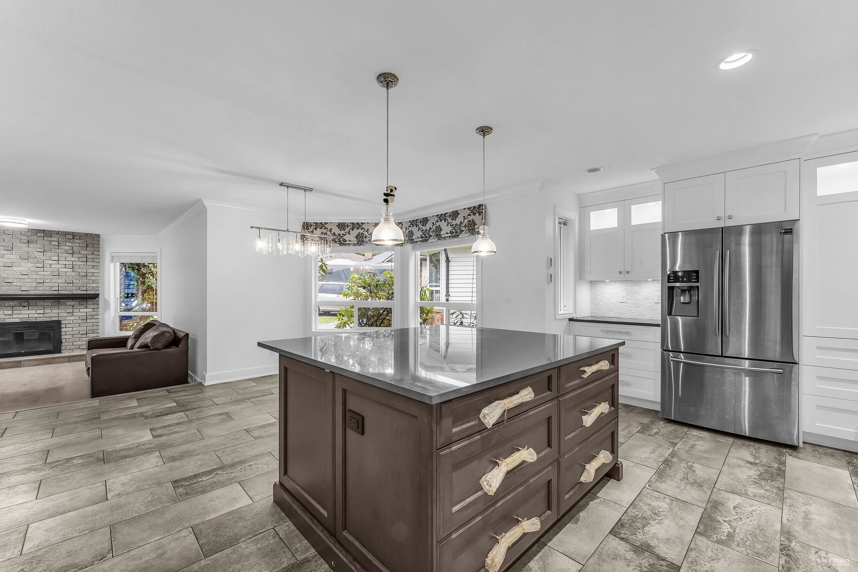 13508 15a Avenue, Surrey, Crescent Bch Ocean Pk., V4A 5P1 14