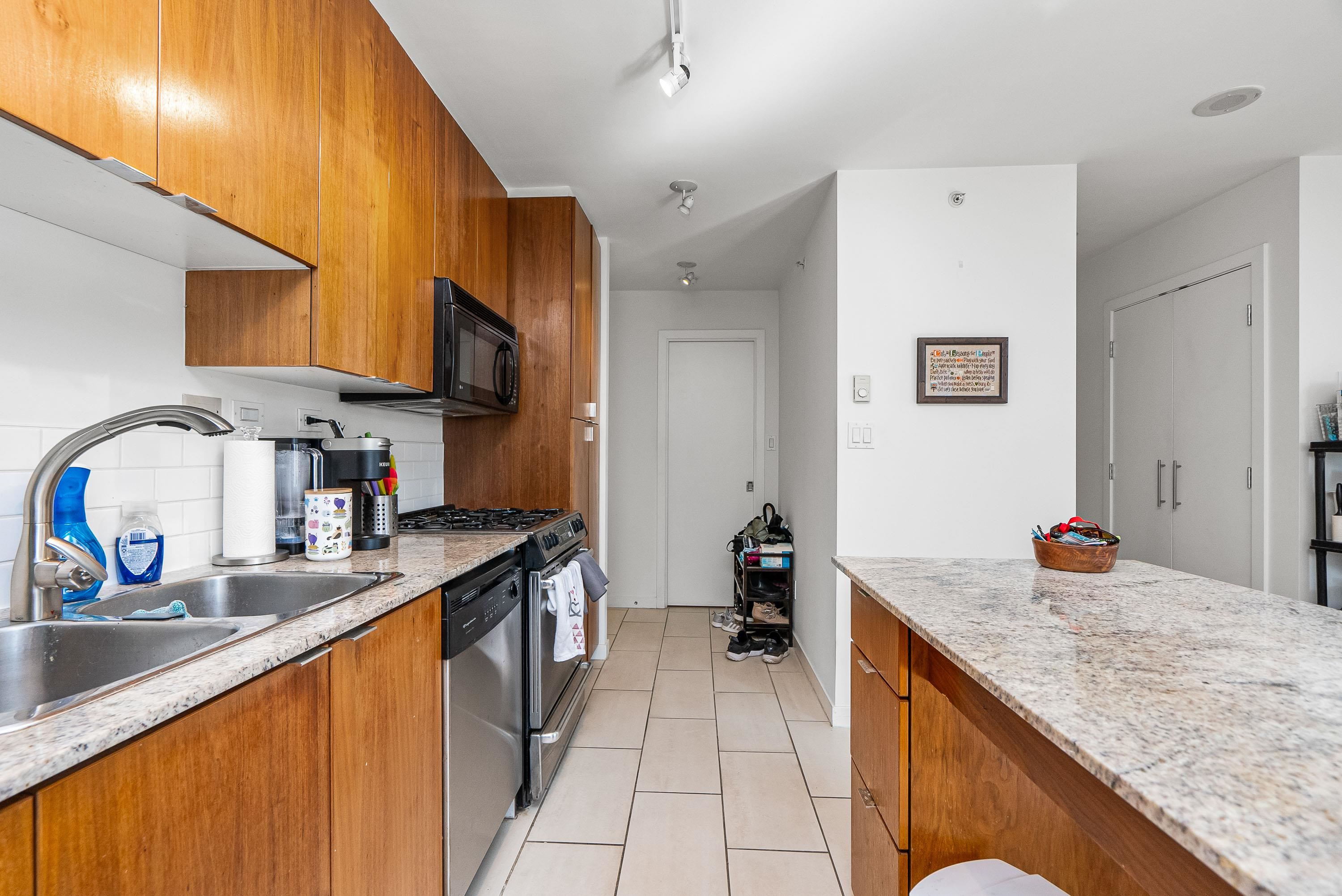 903 989 Beatty Street, Vancouver, Yaletown, V6Z 3C2 10