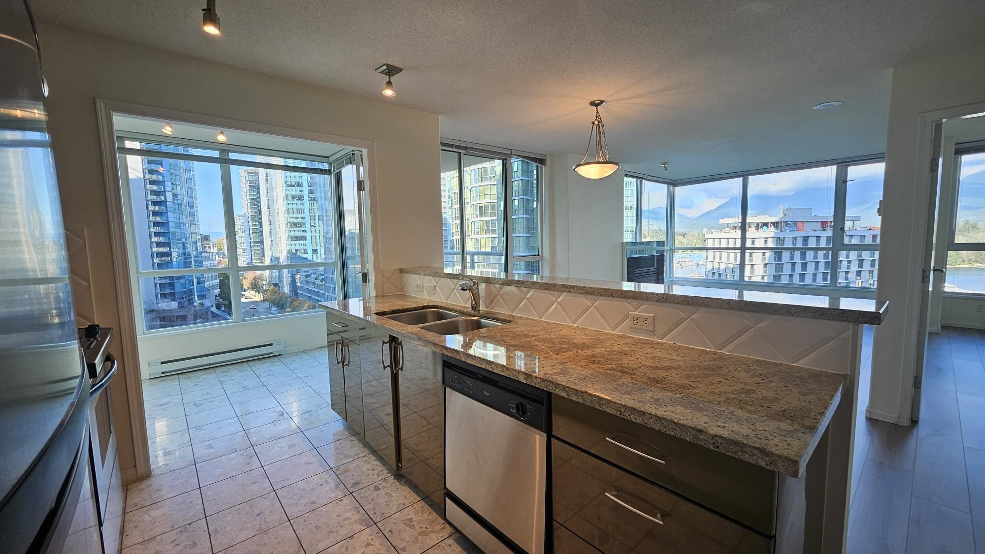 1105 1328 W Pender Street, Vancouver, Coal Harbour, V6E 4T1 2