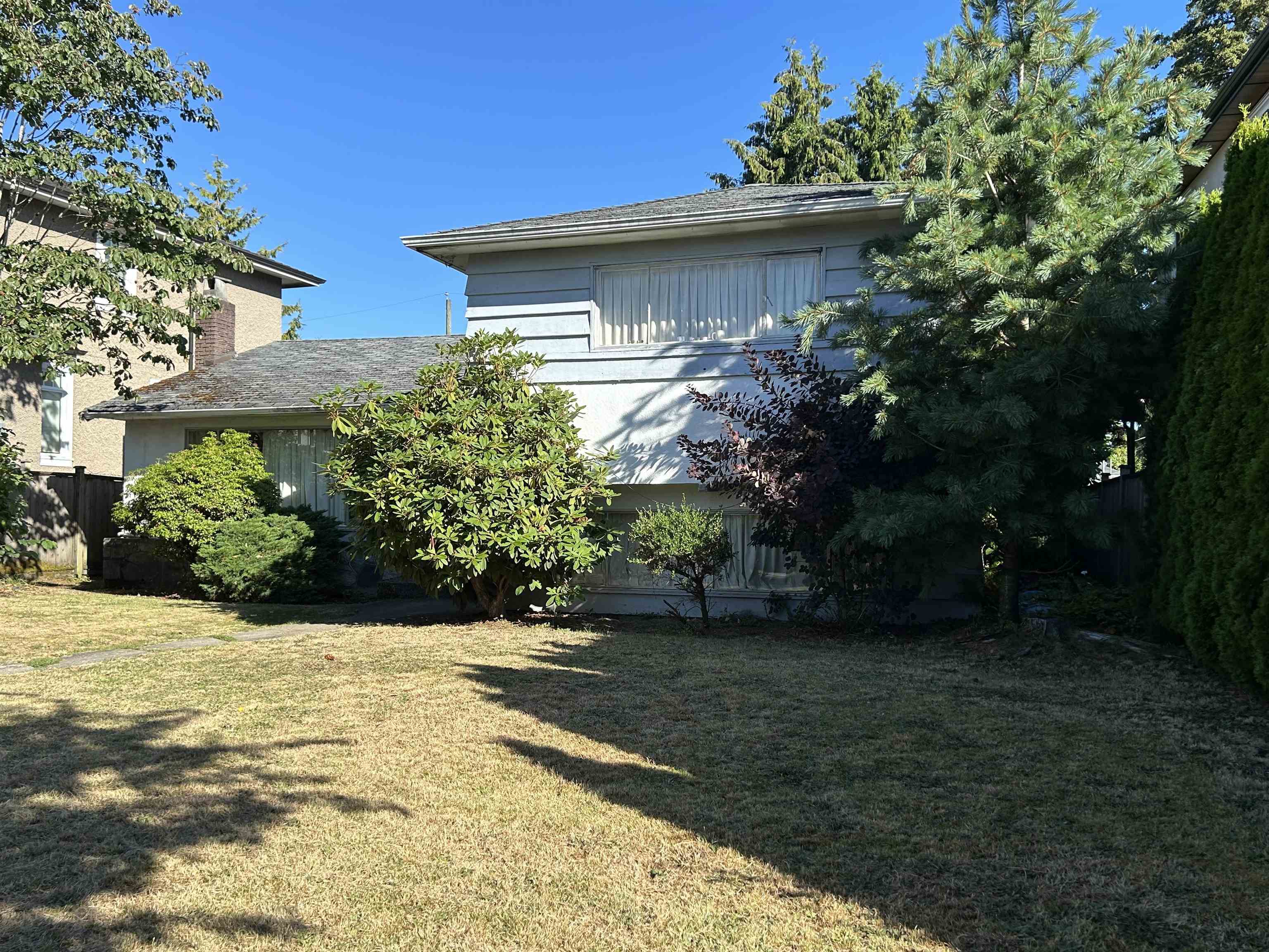 2621 Mcbain Avenue, Vancouver, Quilchena, V6L 2C7 2