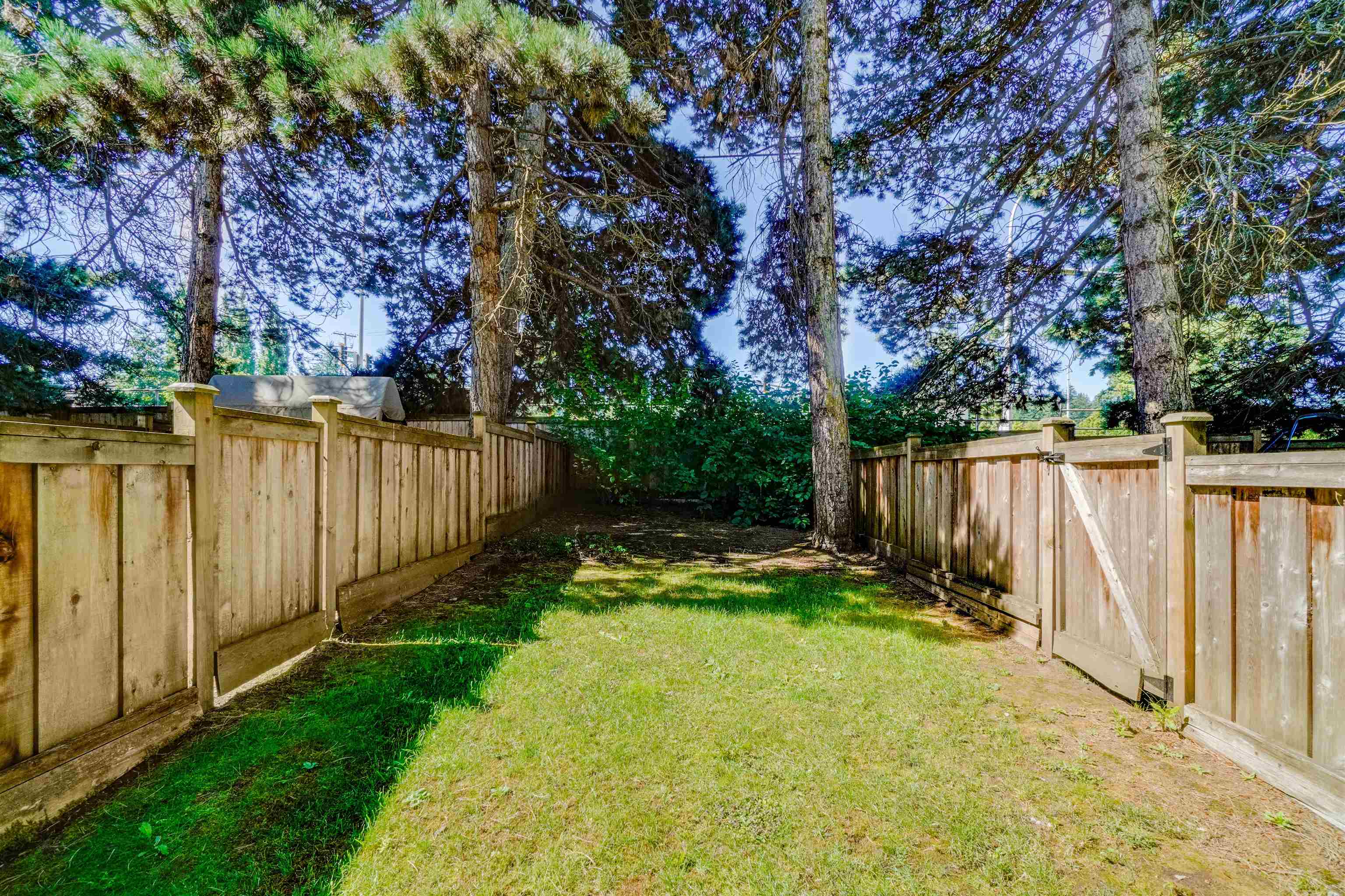 110 15268 28 Avenue, Surrey, King George Corridor, V4P 0E8 23