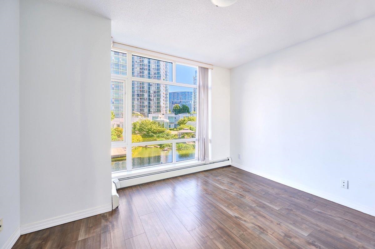 Th E 1199 Marinaside Crescent, Vancouver, Yaletown, V6Z 2Y2 11