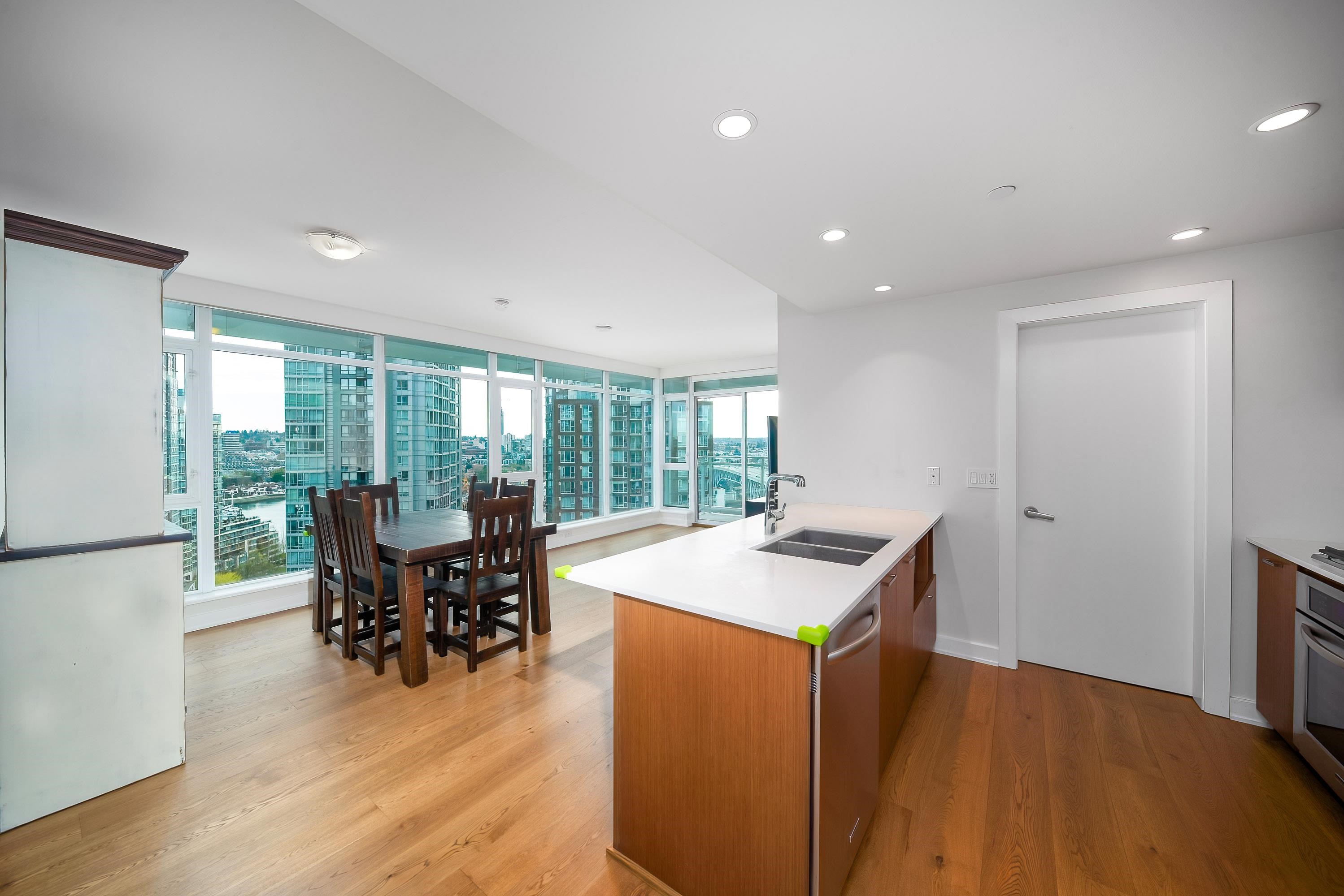 2108 1372 Seymour Street, Vancouver, Downtown VW, V6B 0L1 11