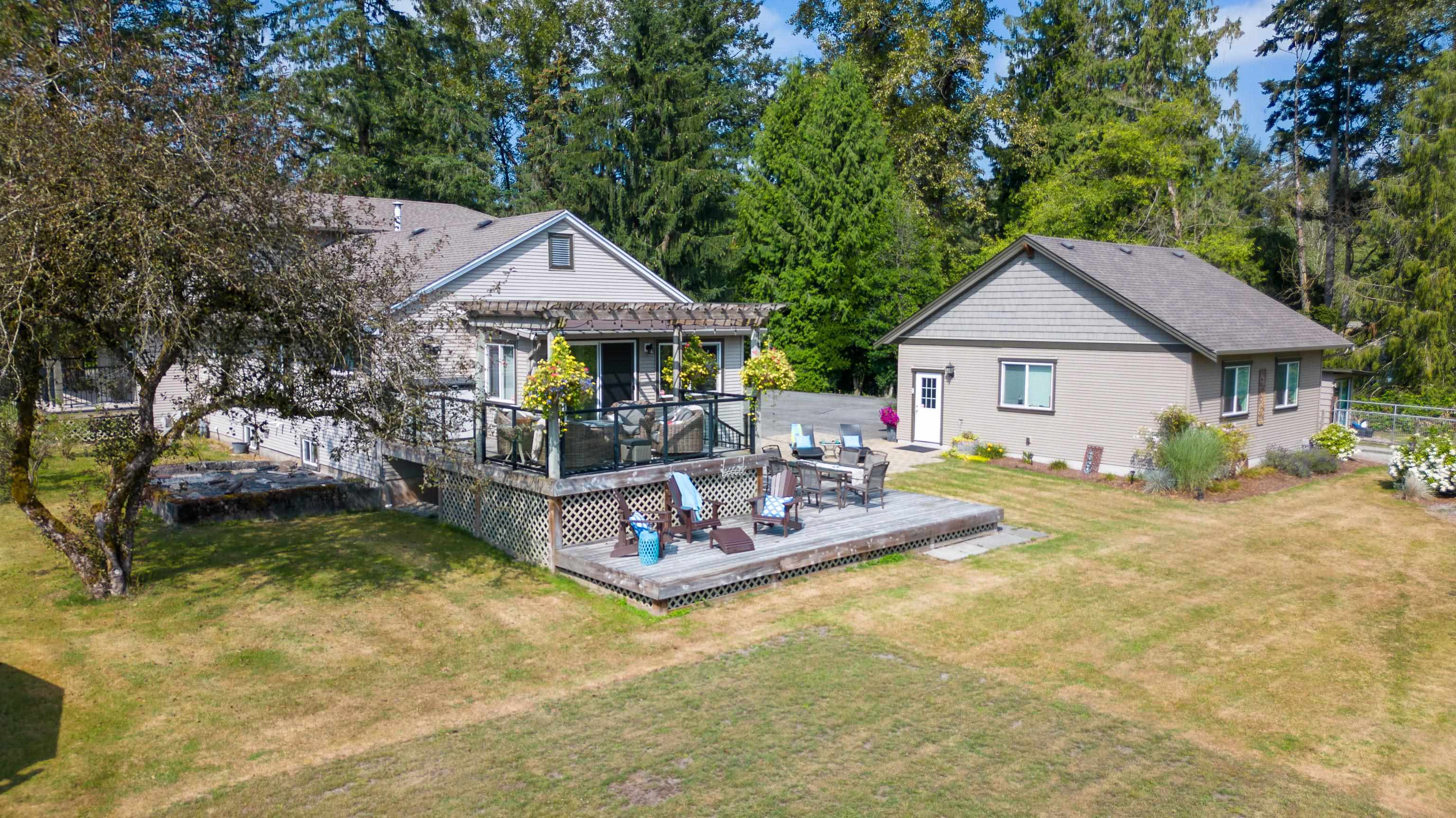 24284 116 Avenue, Maple Ridge, Cottonwood MR, V4R 1L7 5