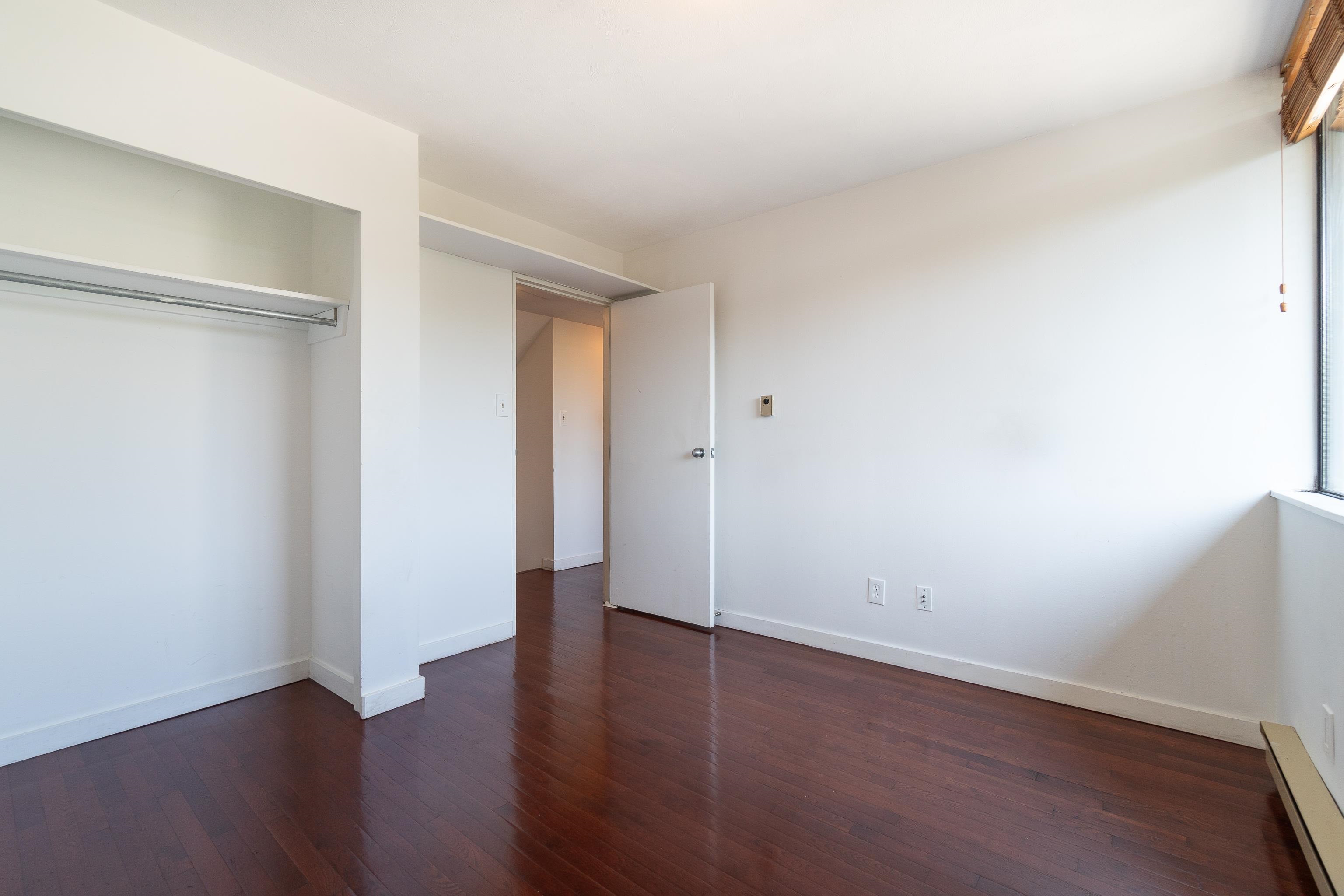 532 666 Leg In Boot Square, Vancouver, False Creek, V5Z 4B3 24