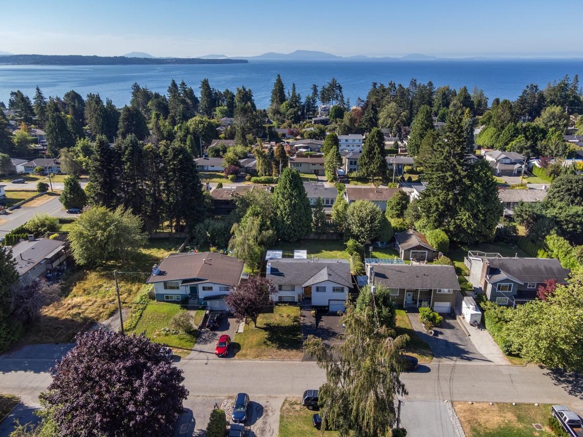 13860 Coldicutt Avenue, White Rock, White Rock, V4B 3A9 24