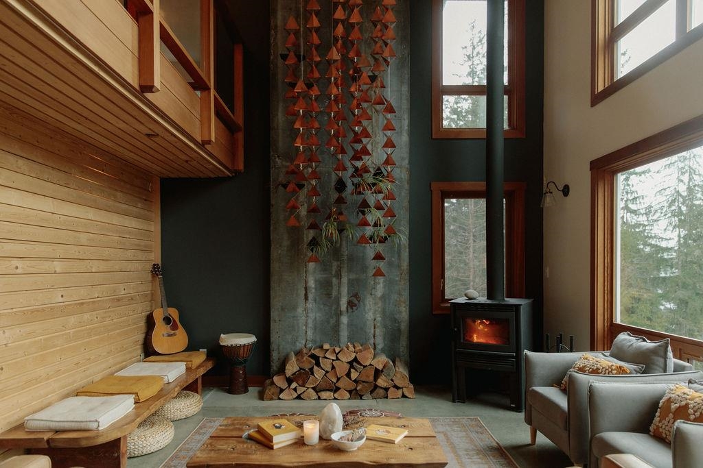 Listing image of 1380 FERNIE ROAD