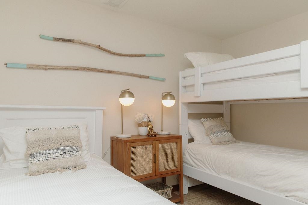 Listing image of 1380 FERNIE ROAD