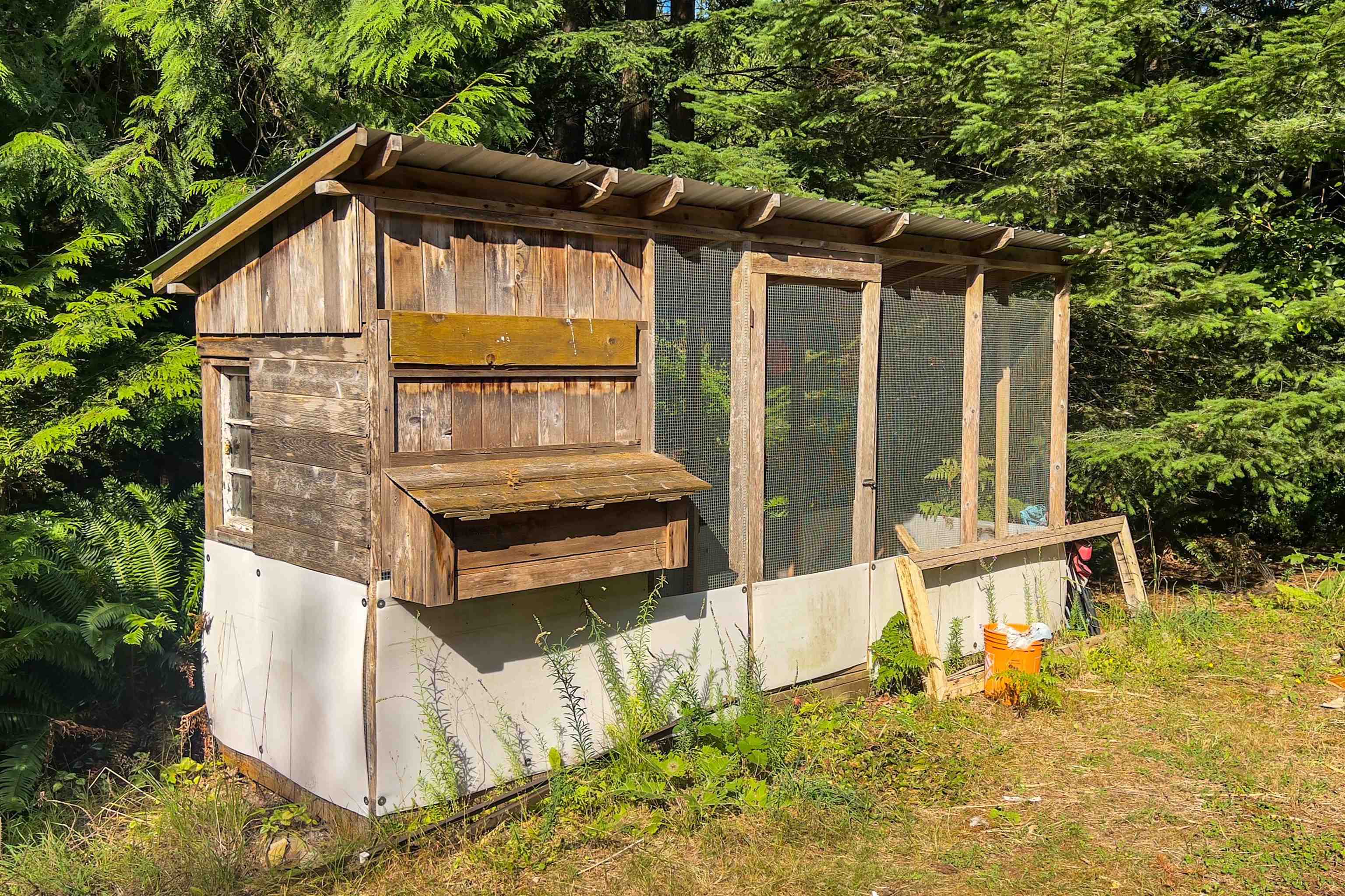 Listing image of 1380 FERNIE ROAD
