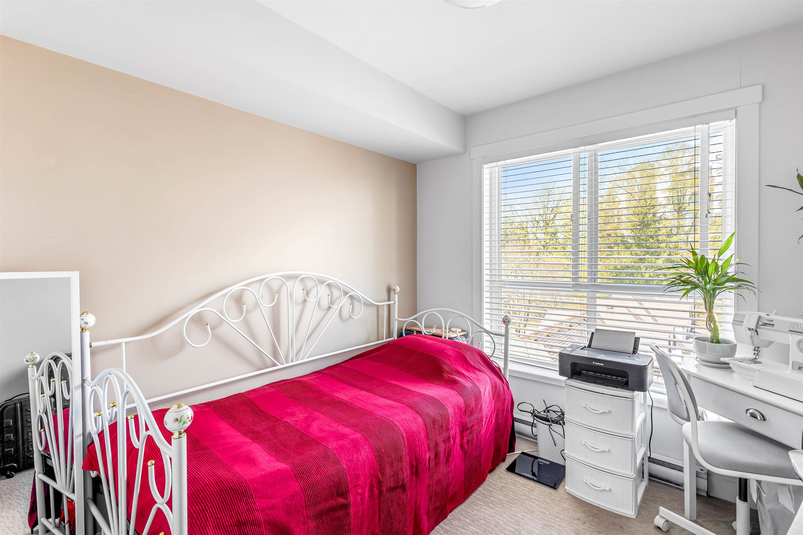 601 13883 Laurel Drive, Surrey, Whalley, V3T 1A8 17