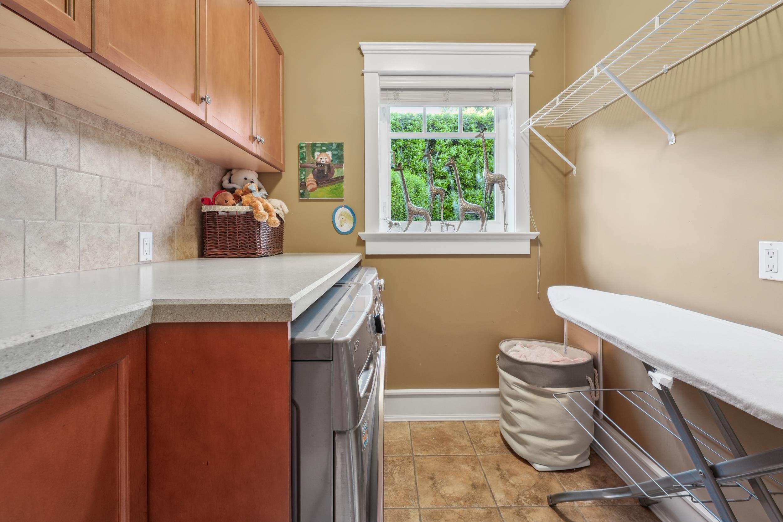 Listing image of 2531 MATHERS AVENUE