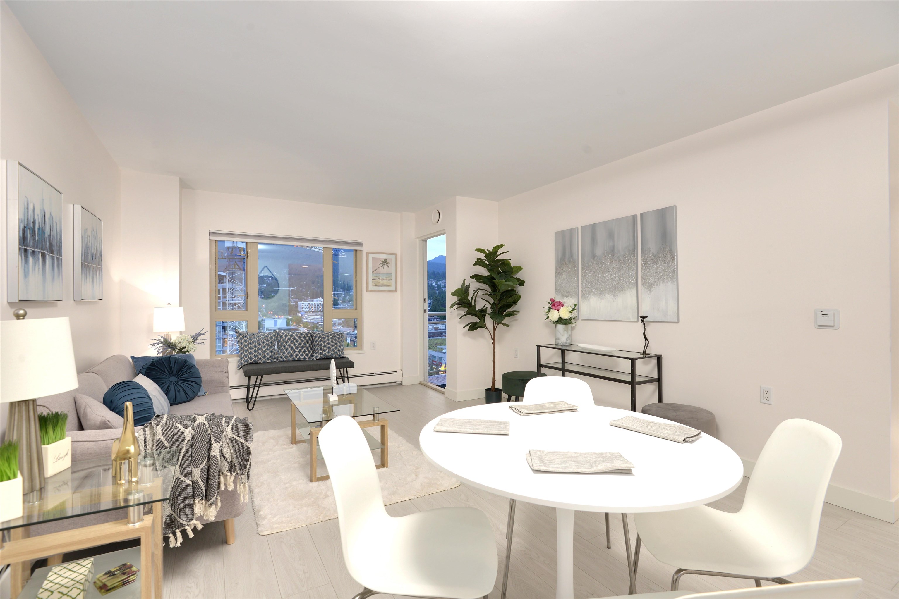 Listing image of 1604 121 W 15TH STREET