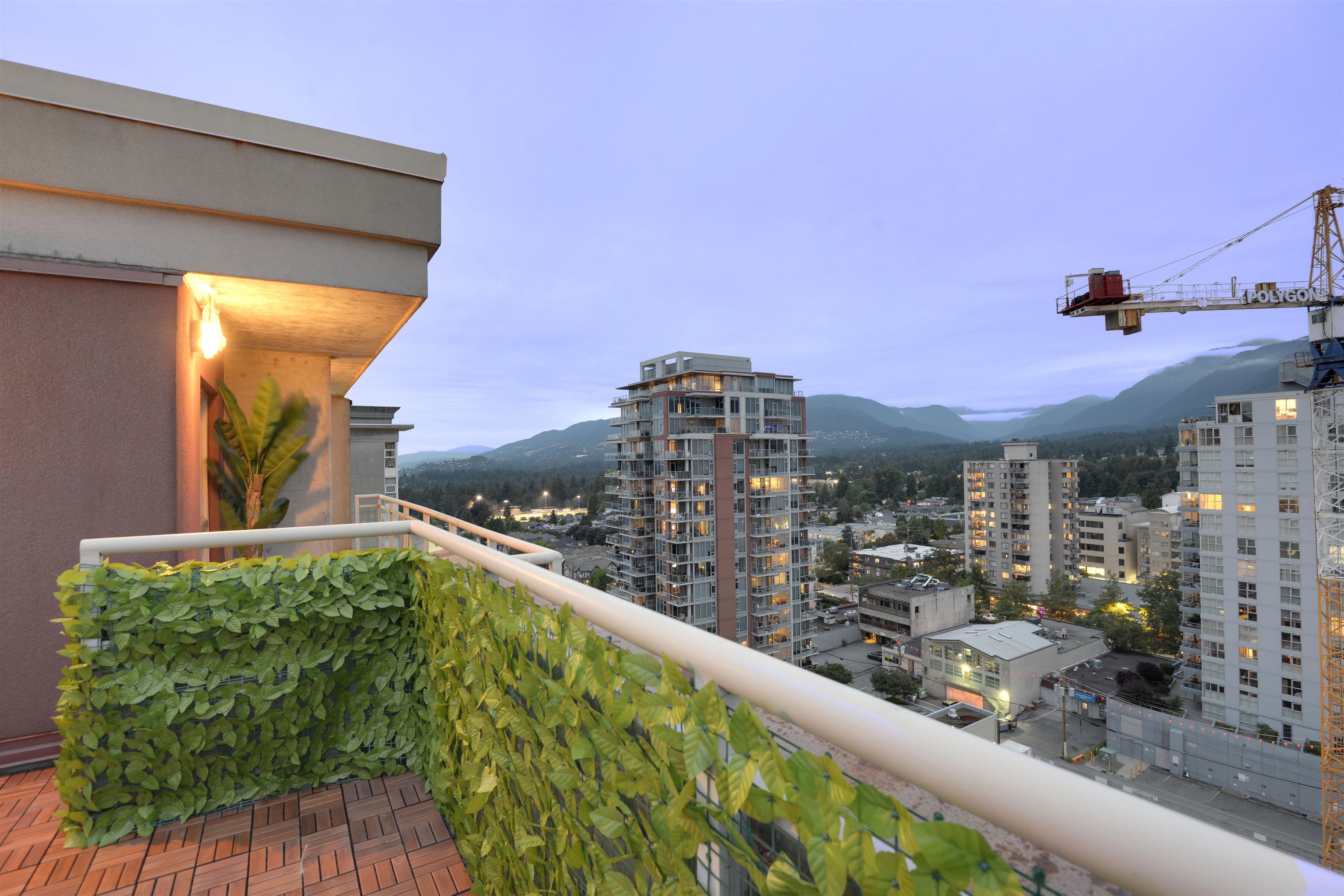 Listing image of 1604 121 W 15TH STREET