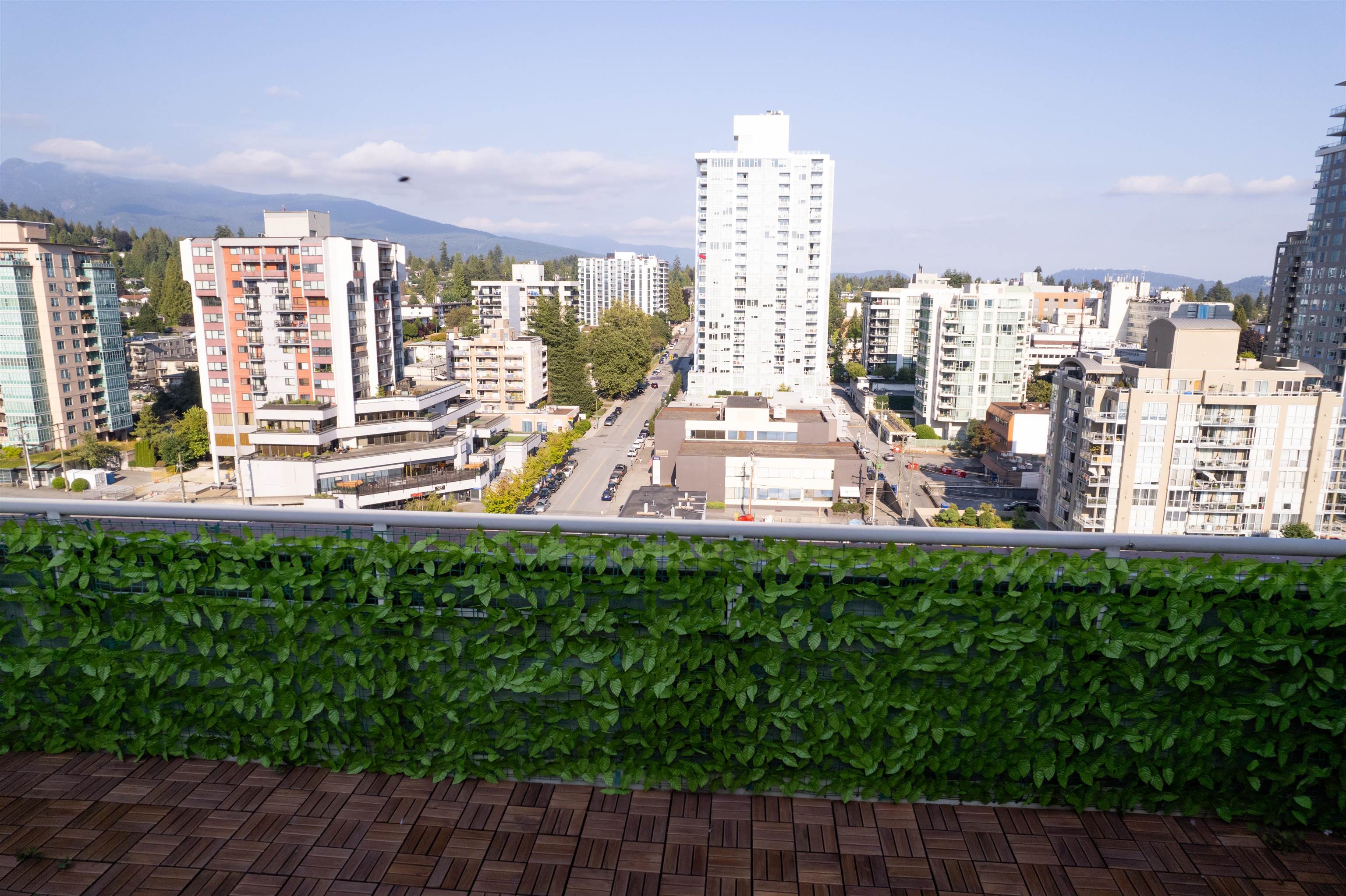 Listing image of 1604 121 W 15TH STREET