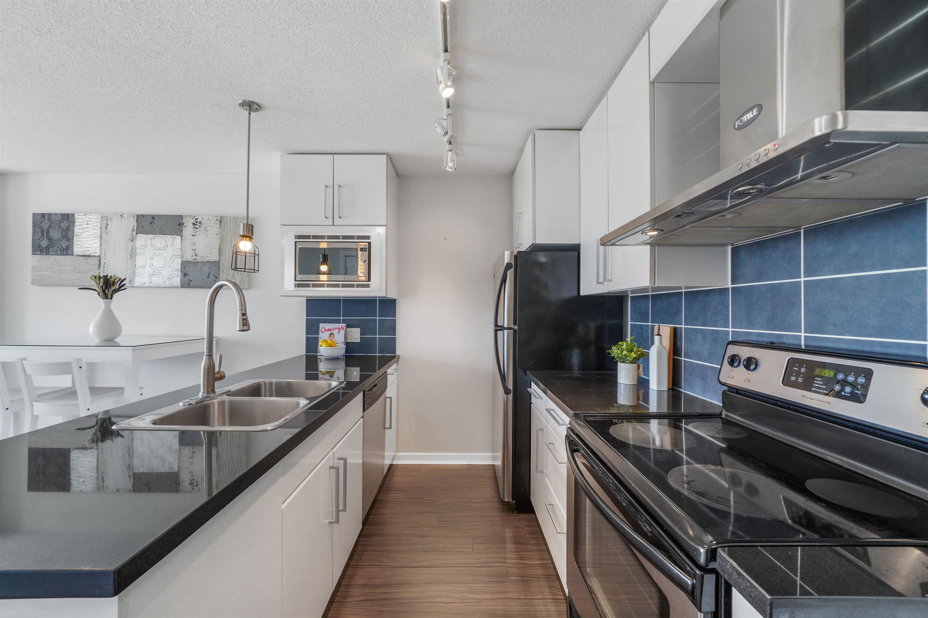 3006 689 Abbott Street, Vancouver, Downtown VW, V6B 0J2 6