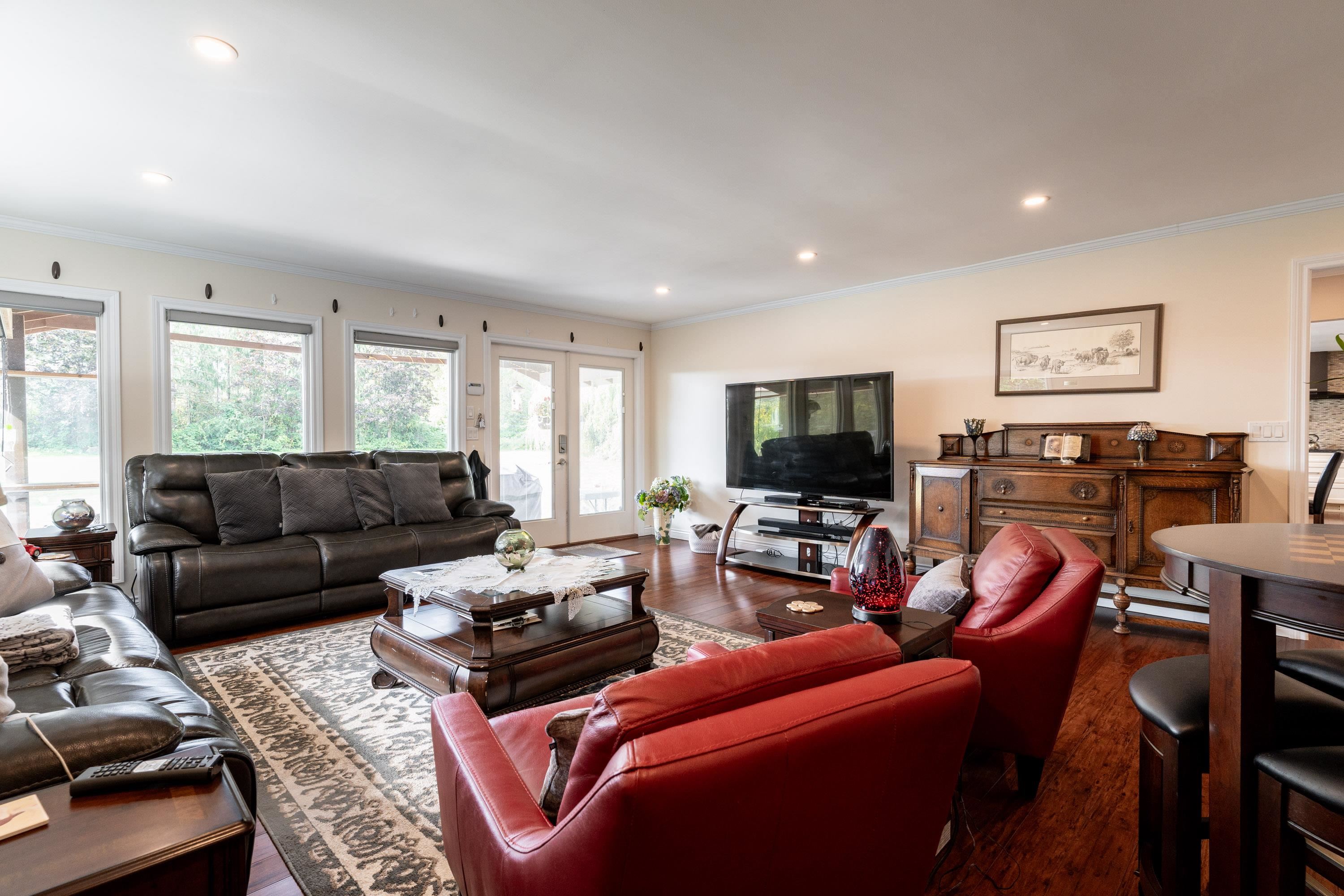 19102 76 Avenue, Surrey, Clayton, V4N 6C5 13