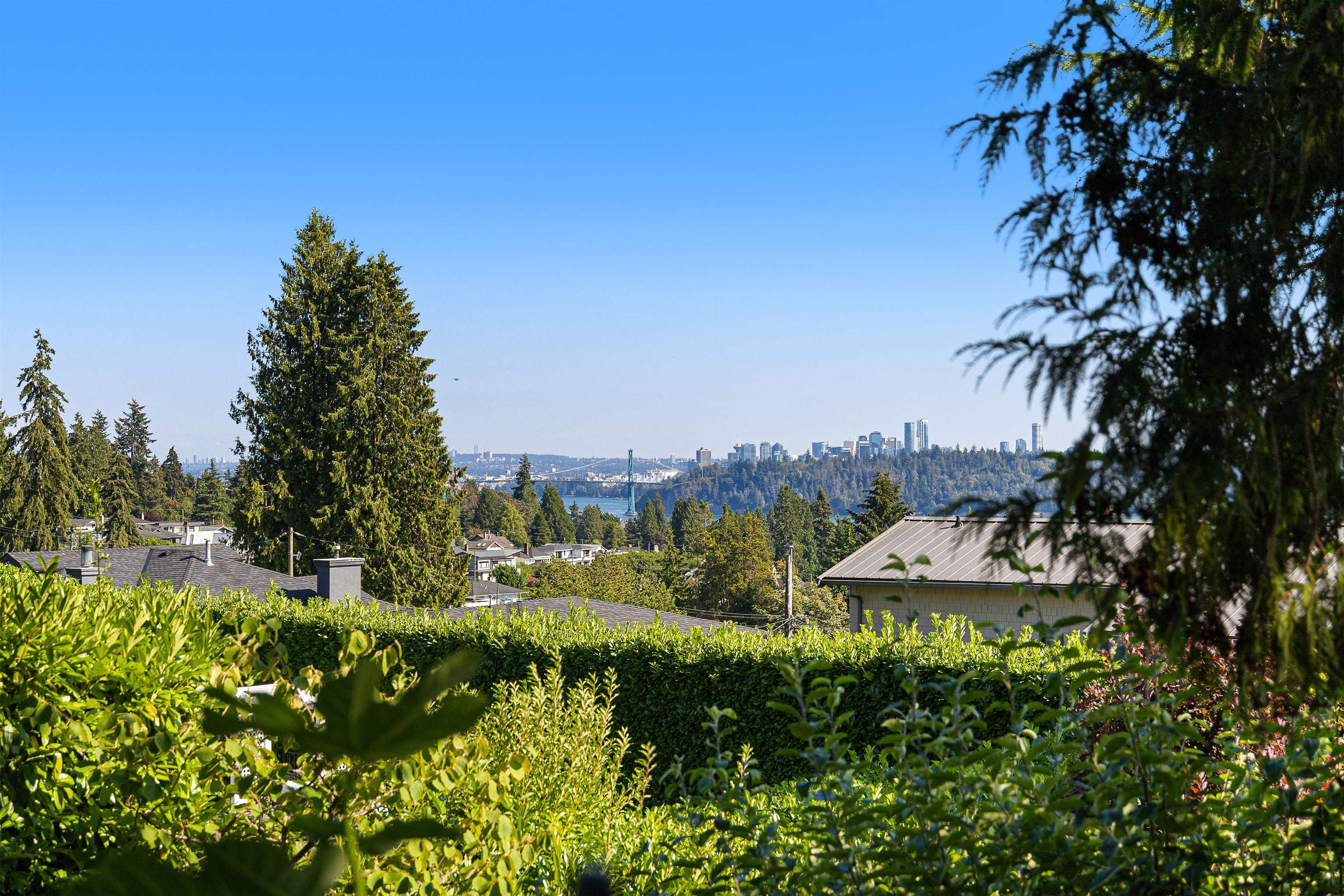 Listing image of 2234 OTTAWA AVENUE