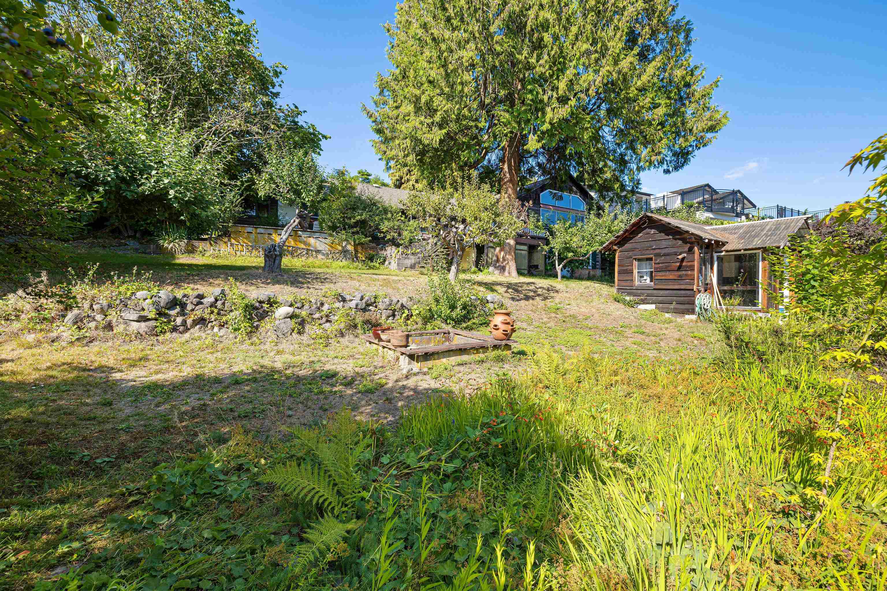 Listing image of 2234 OTTAWA AVENUE