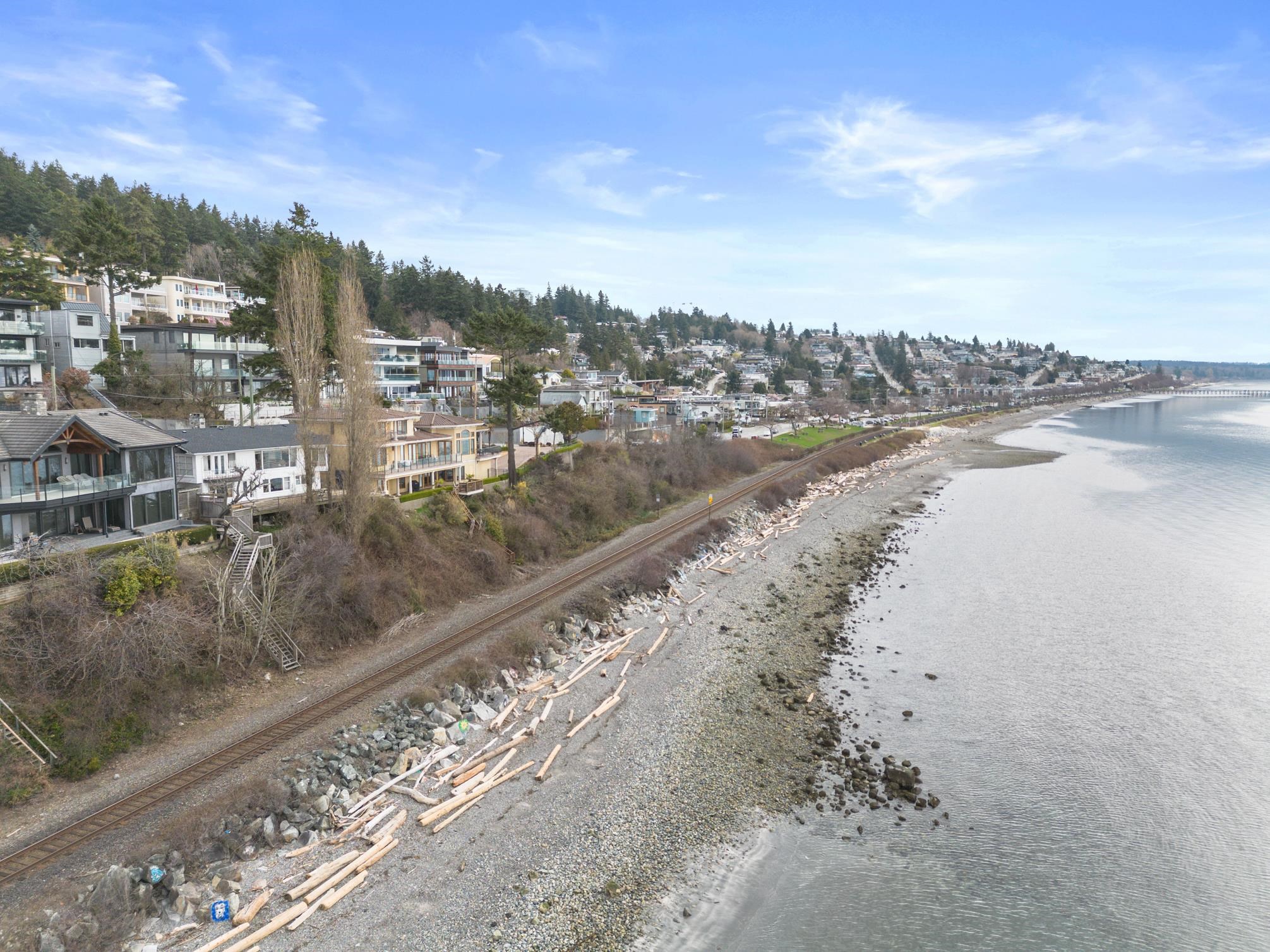 14458 Marine Drive, White Rock, White Rock, V4B 1B3 35