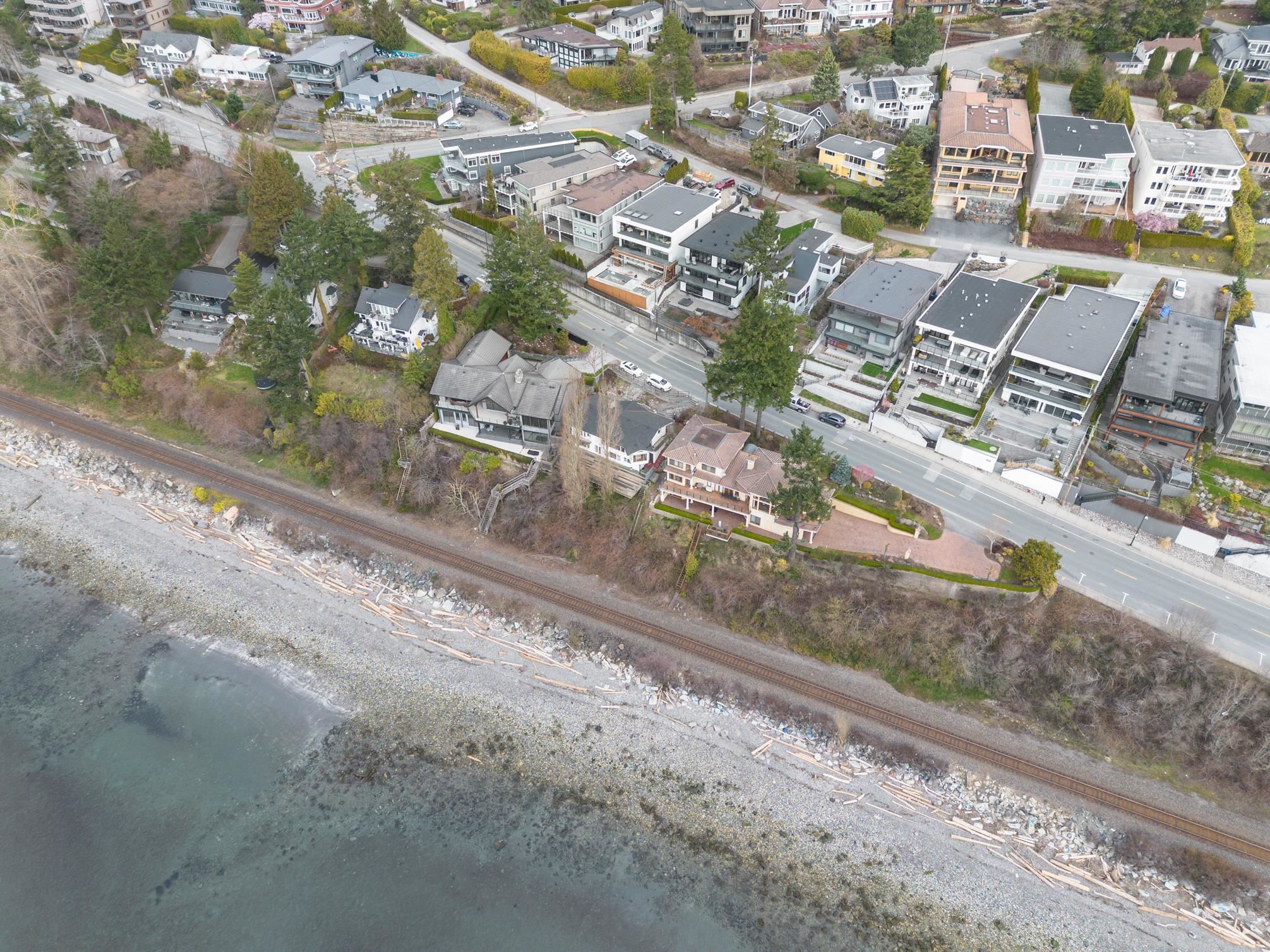 14458 Marine Drive, White Rock, White Rock, V4B 1B3 38