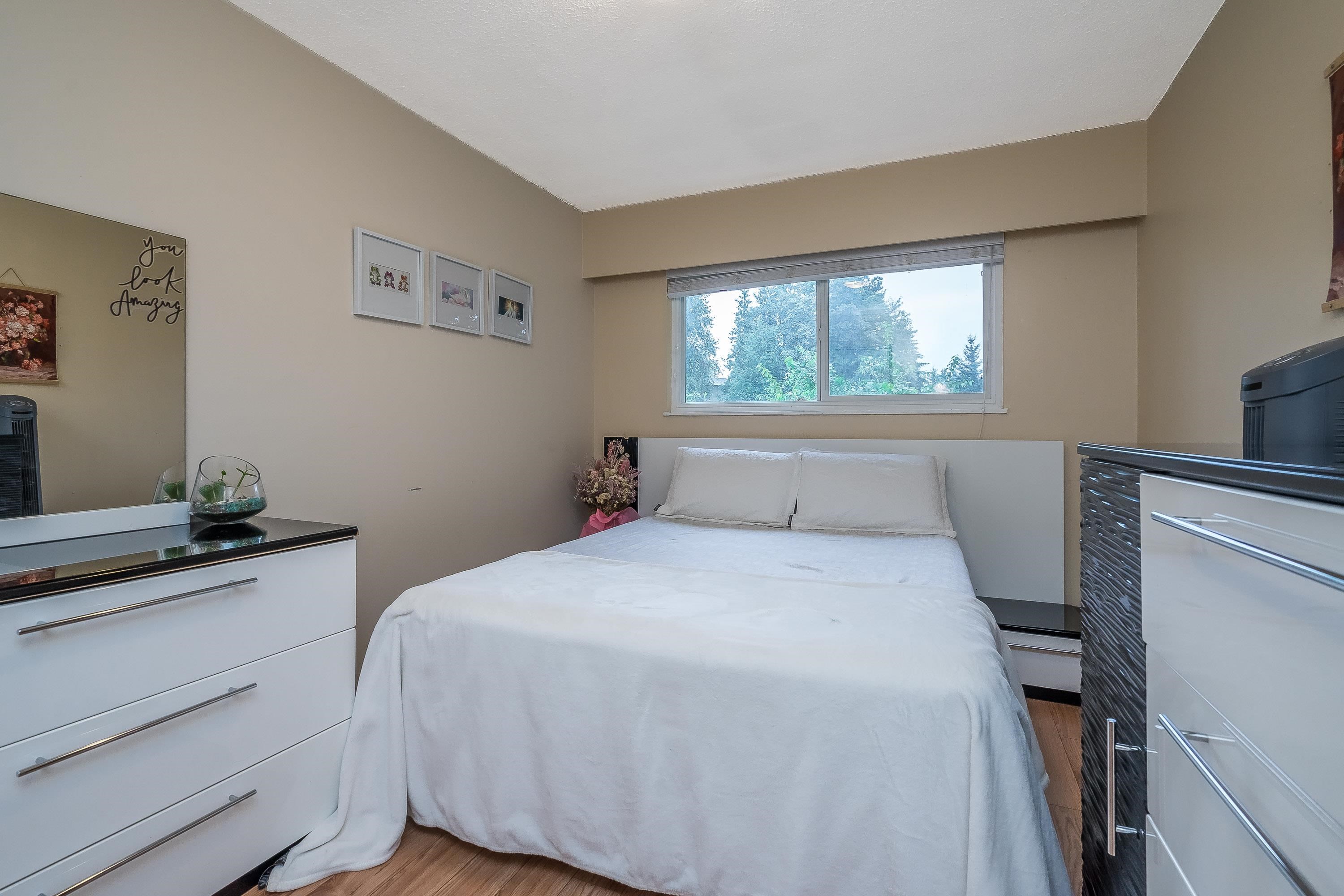 5 33310 Westbury Avenue, Abbotsford, Abbotsford West, V2S 1C2 16