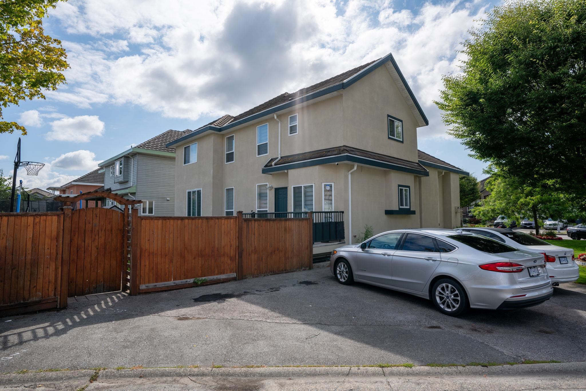 12575 70 Avenue, Surrey, West Newton, V3W 1N9 26