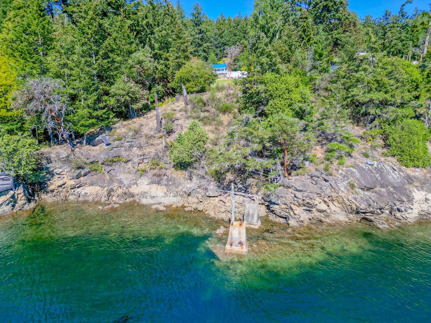 1325 Mackinnon Road, Pender Island, Pender Island, V0N 2M1 3