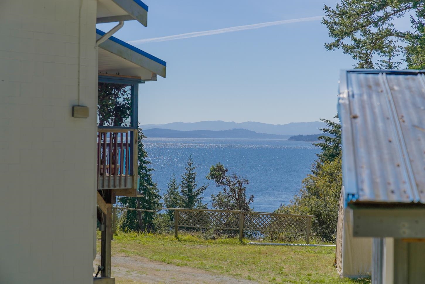 1325 Mackinnon Road, Pender Island, Pender Island, V0N 2M1 30