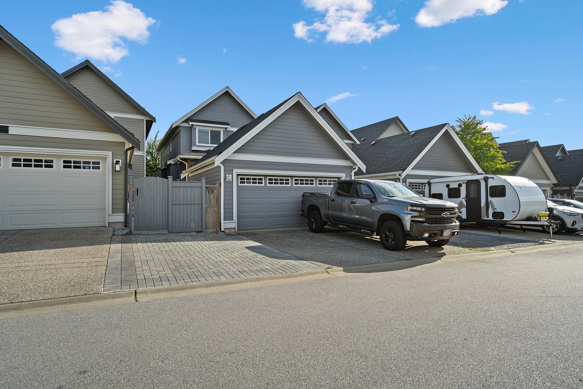 16537 25 Avenue, Surrey, Grandview Surrey, V4P 9W7 34