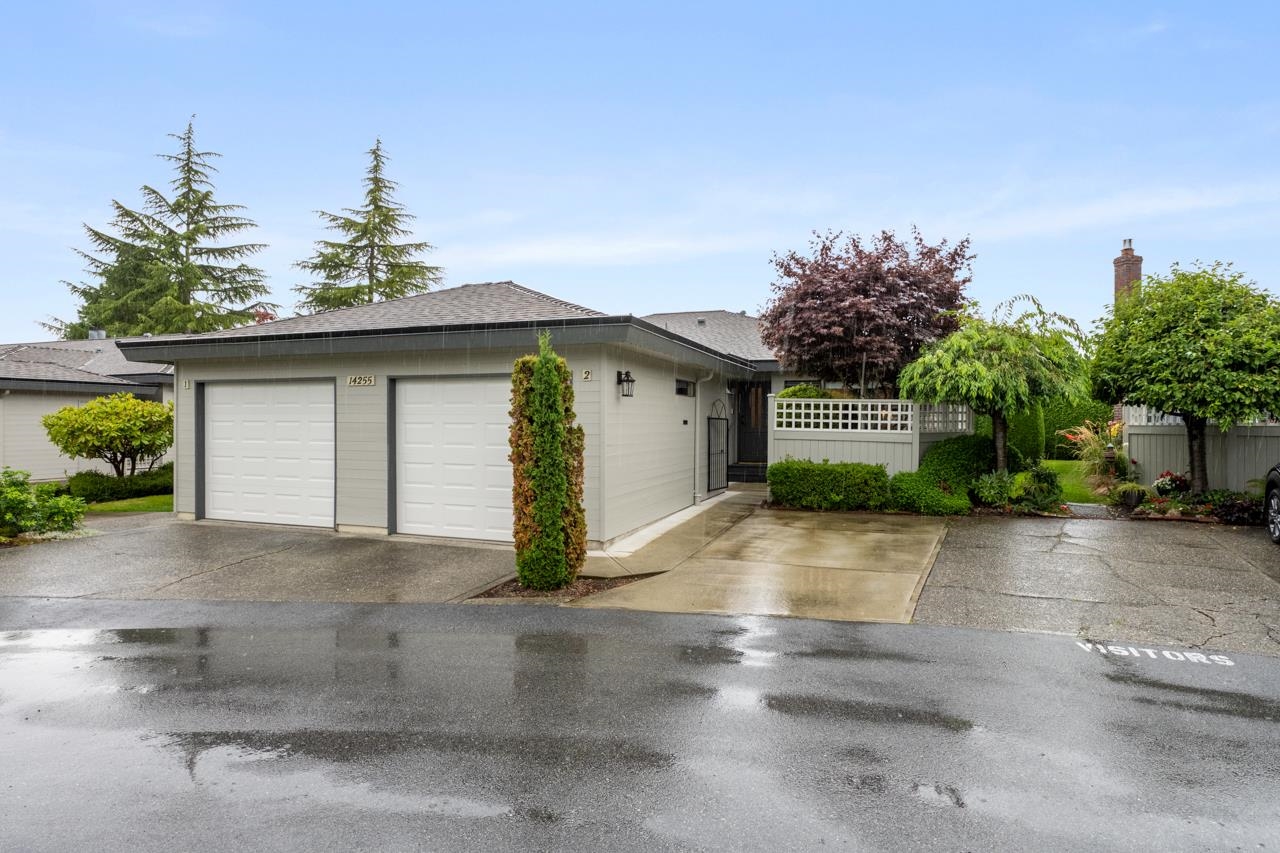 2 14255 18a Avenue, Surrey, Sunnyside Park Surrey, V4A 7N8 22