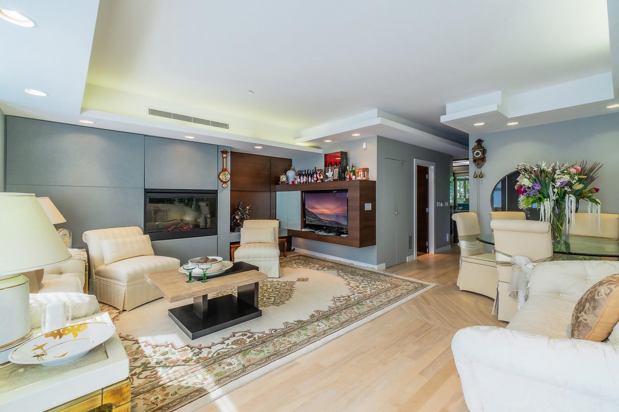 928 Westbury Walk, Vancouver, South Cambie, V6P 6Z5 5