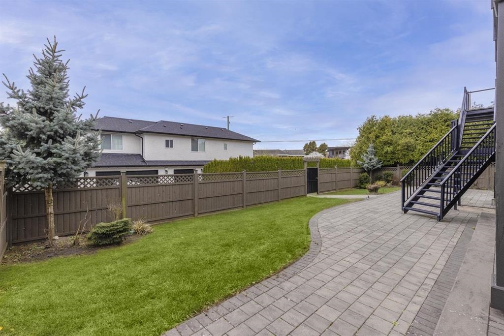 14430 Mann Park Crescent, White Rock, White Rock, V4B 3A8 37