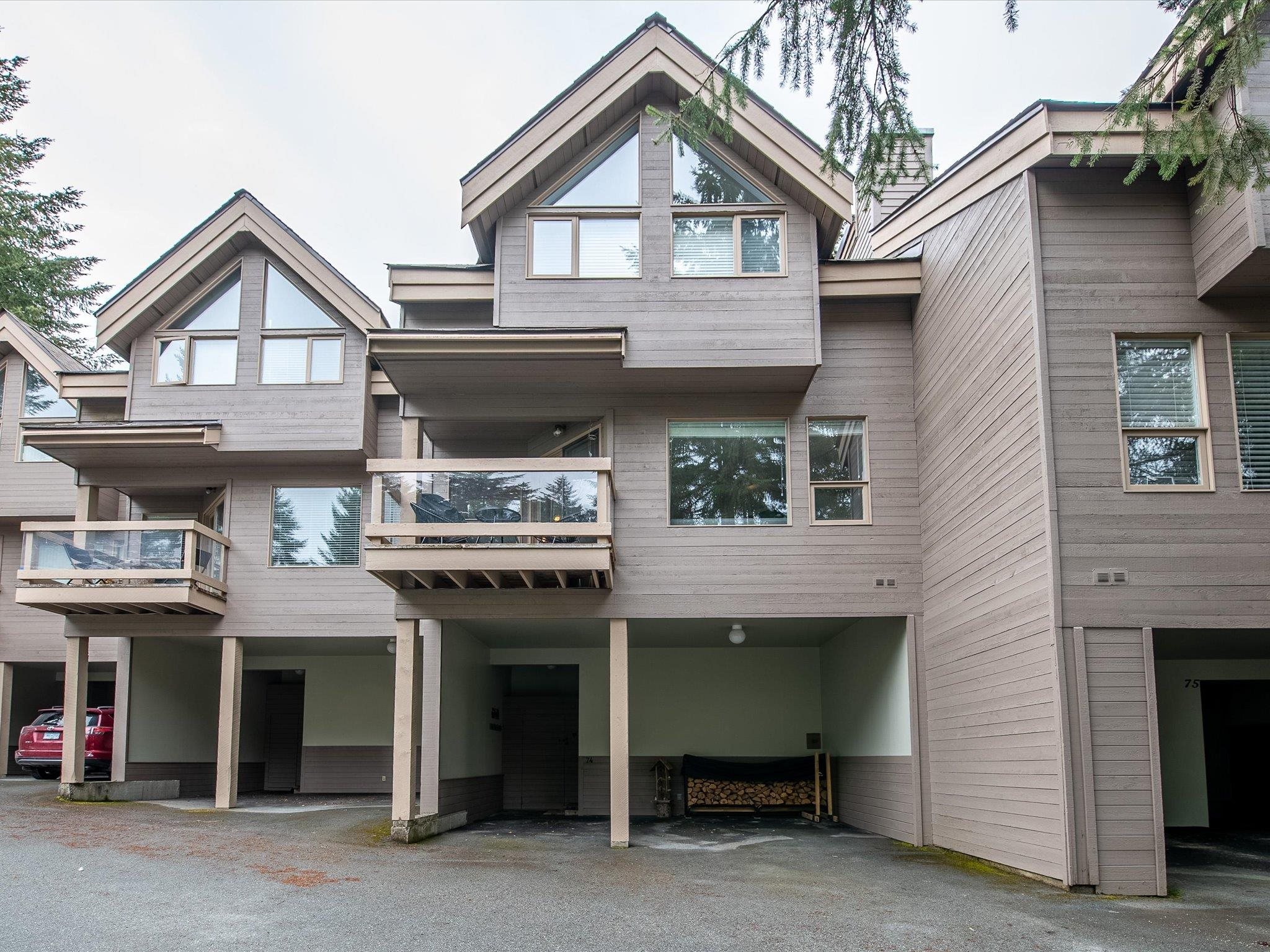 74 6127 Eagle Ridge Crescent, Whistler, Whistler Cay Heights, V8E 0W7 23