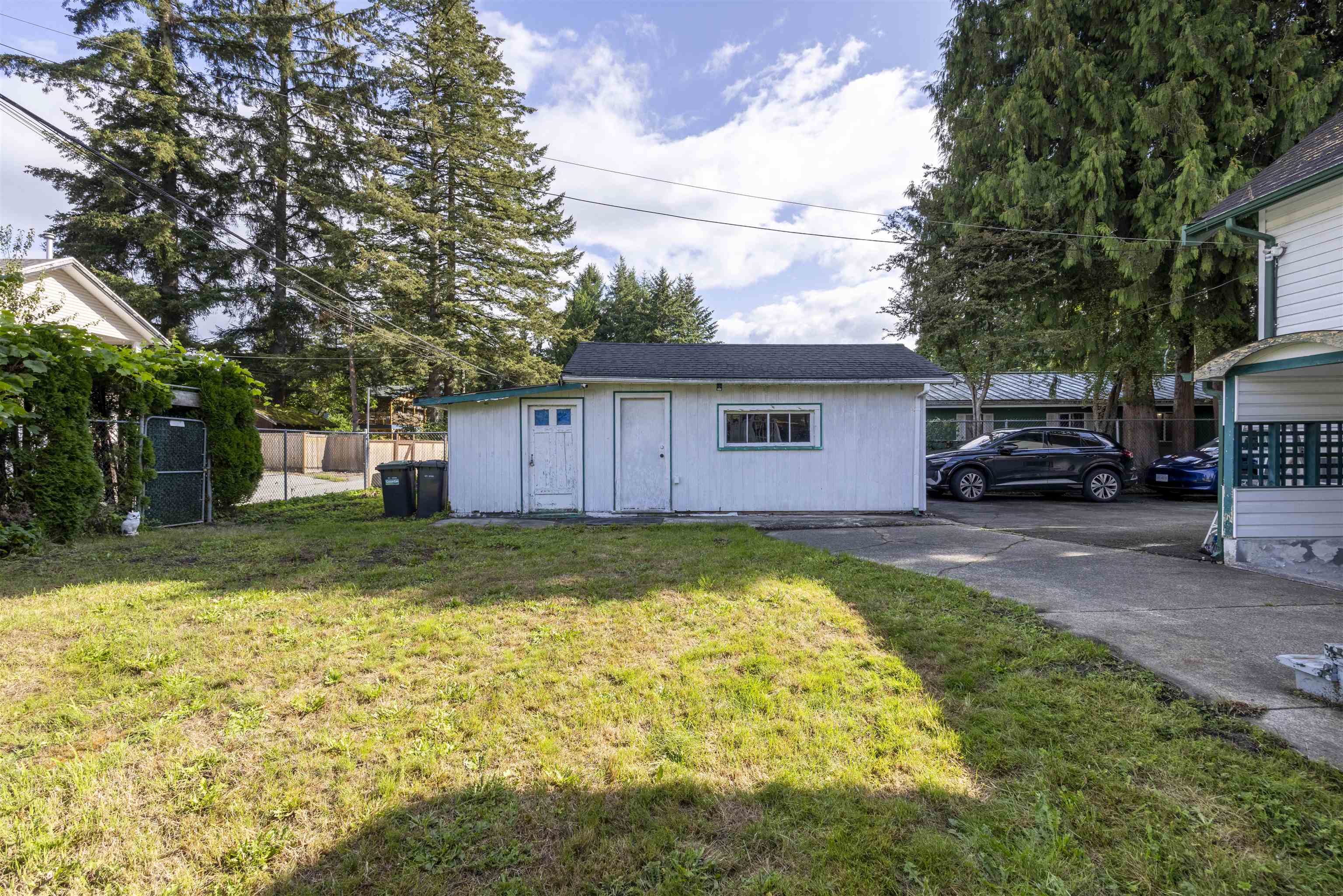 826 Westwood Street, Coquitlam, Meadow Brook, V3C 3L2 32