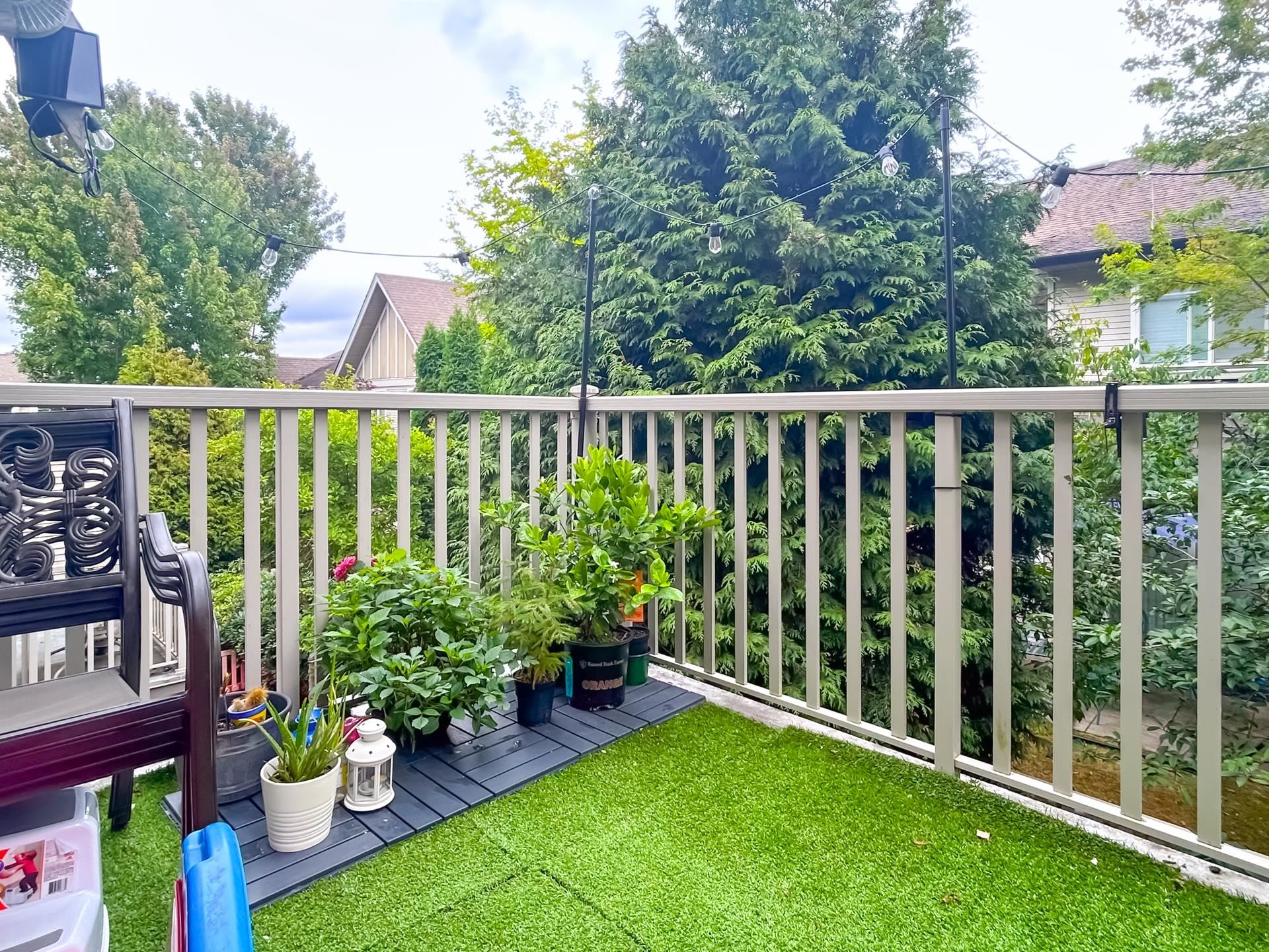 52 15175 62a Avenue, Surrey, Sullivan Station, V3S 1X1 19