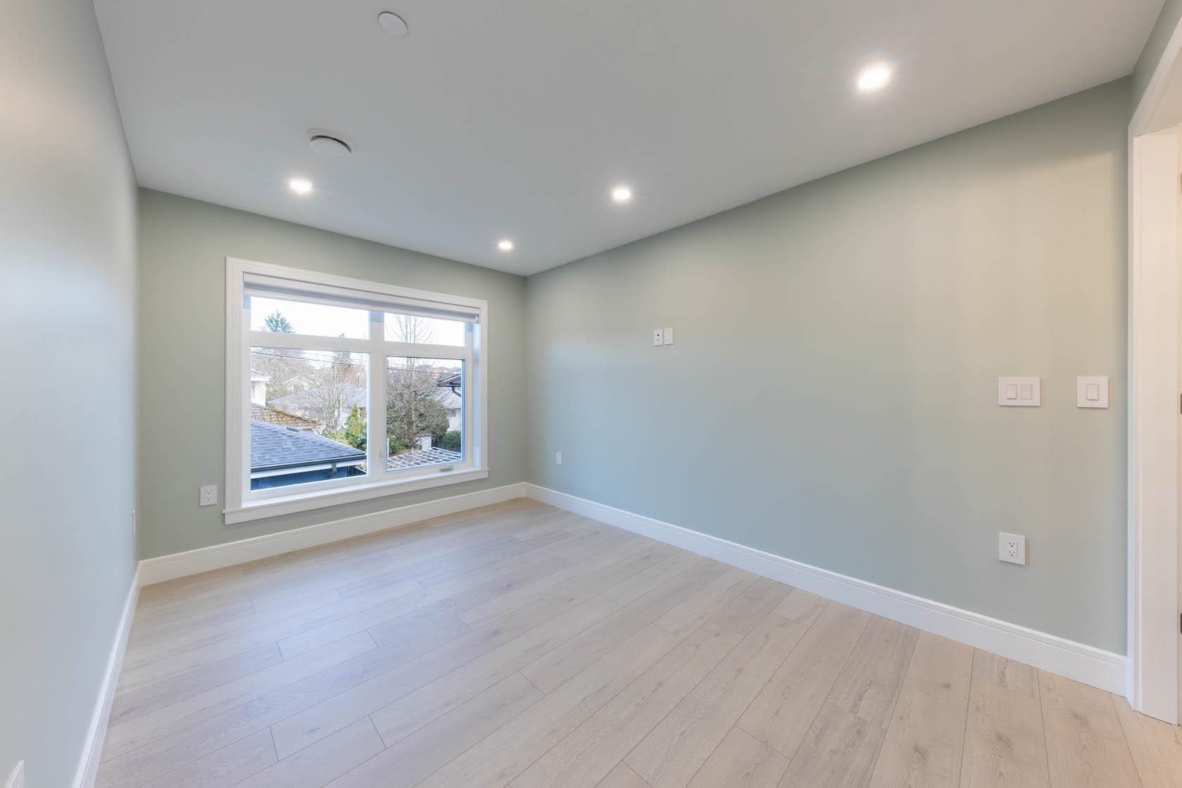 Listing image of 5350 LANARK STREET
