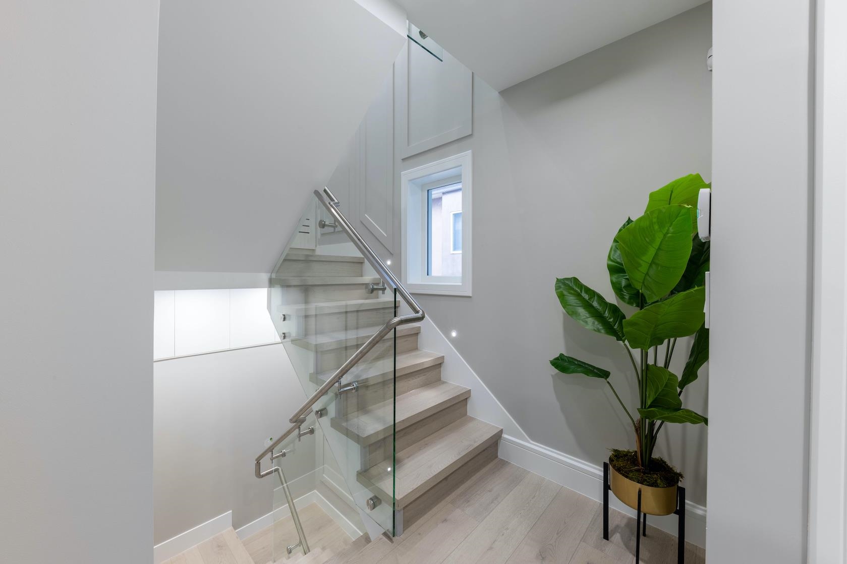 Listing image of 5350 LANARK STREET