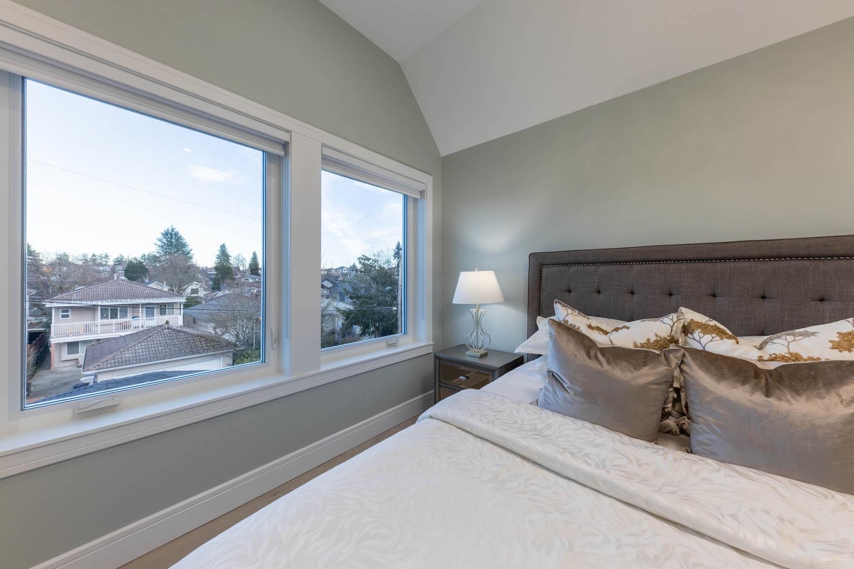 Listing image of 5350 LANARK STREET