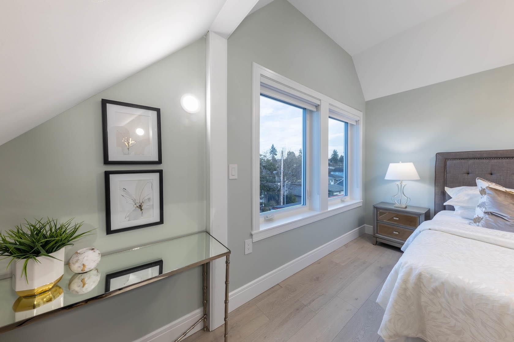 Listing image of 5350 LANARK STREET