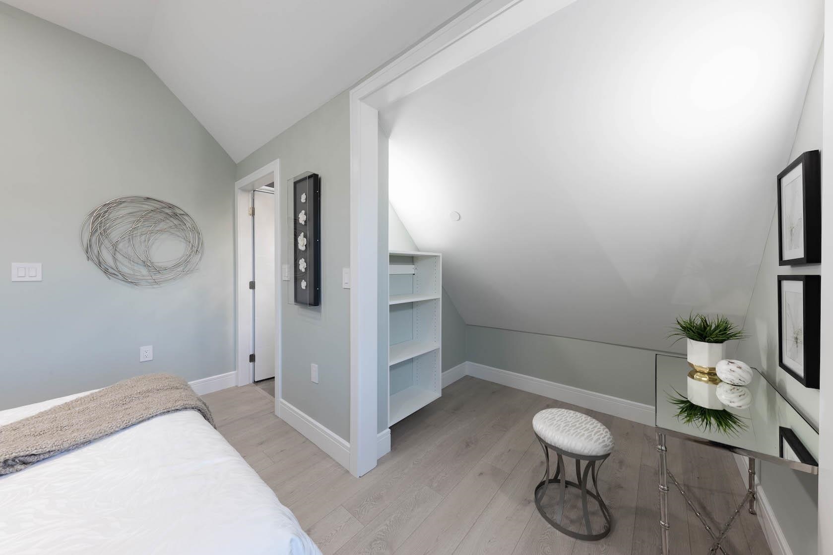 Listing image of 5350 LANARK STREET