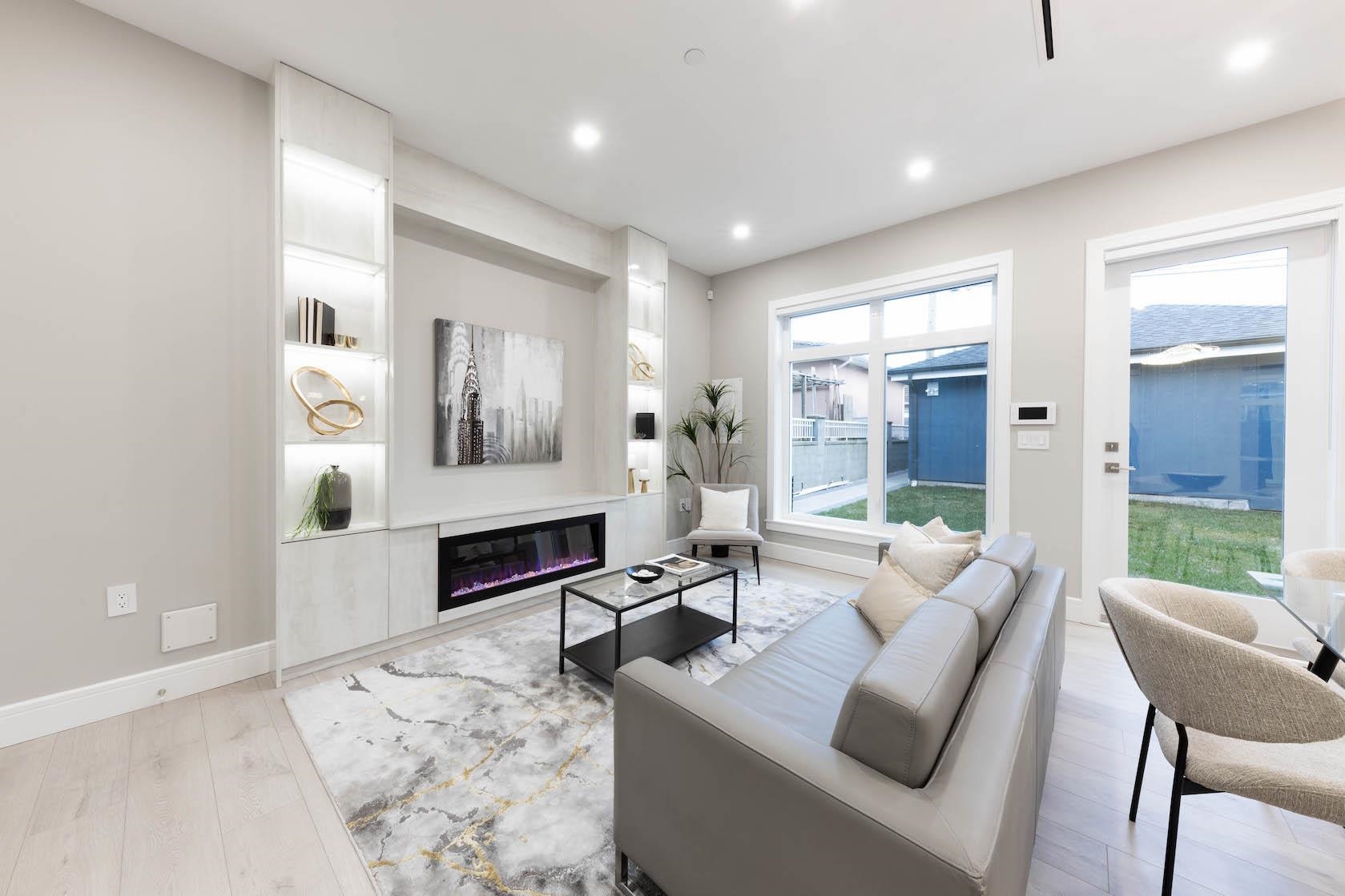 Listing image of 5350 LANARK STREET