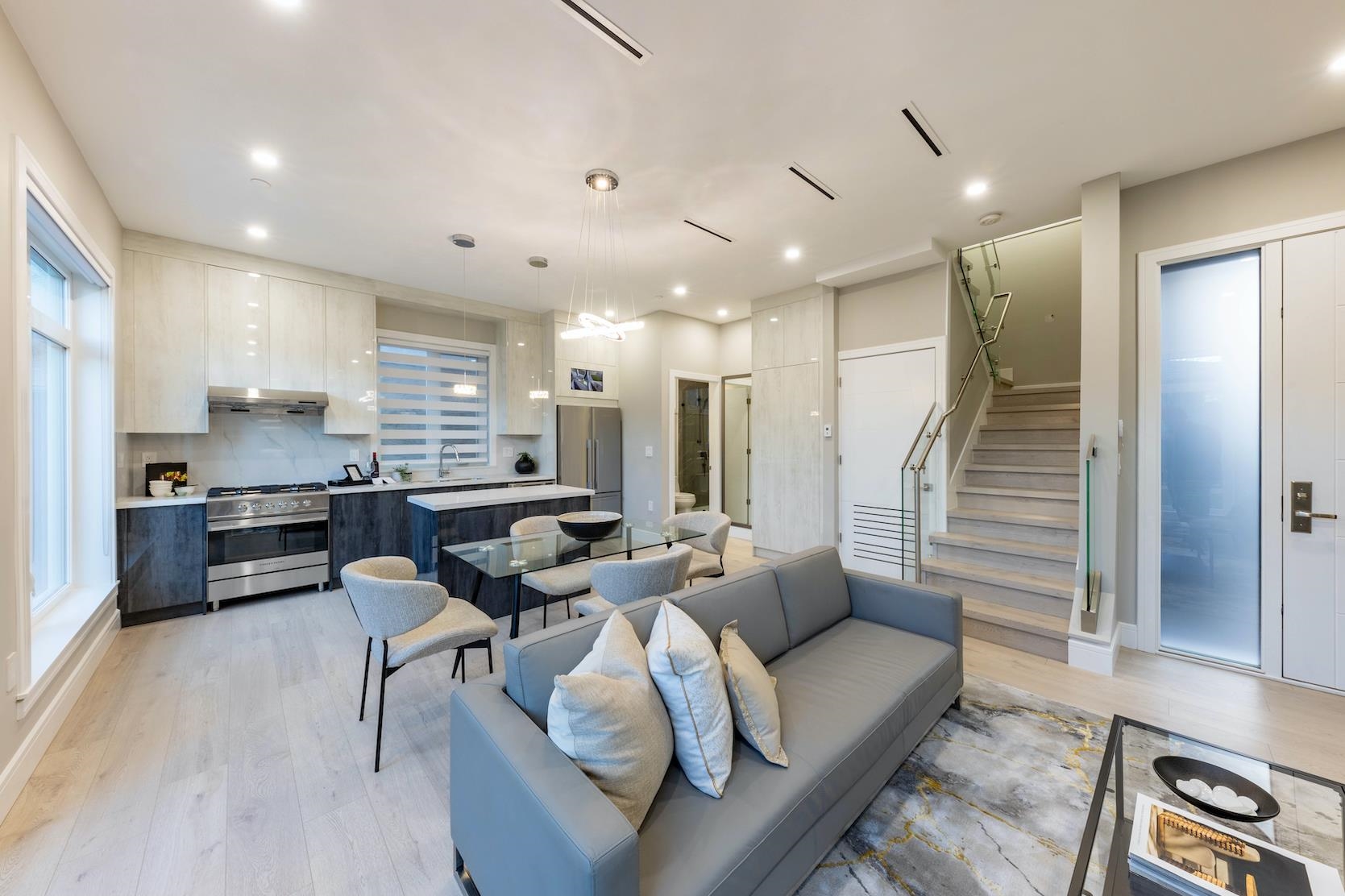 Listing image of 5350 LANARK STREET