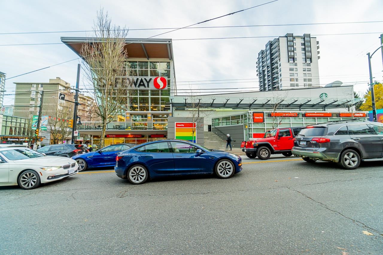 104 1972 Robson Street, Vancouver, West End VW, V6G 1E8 29