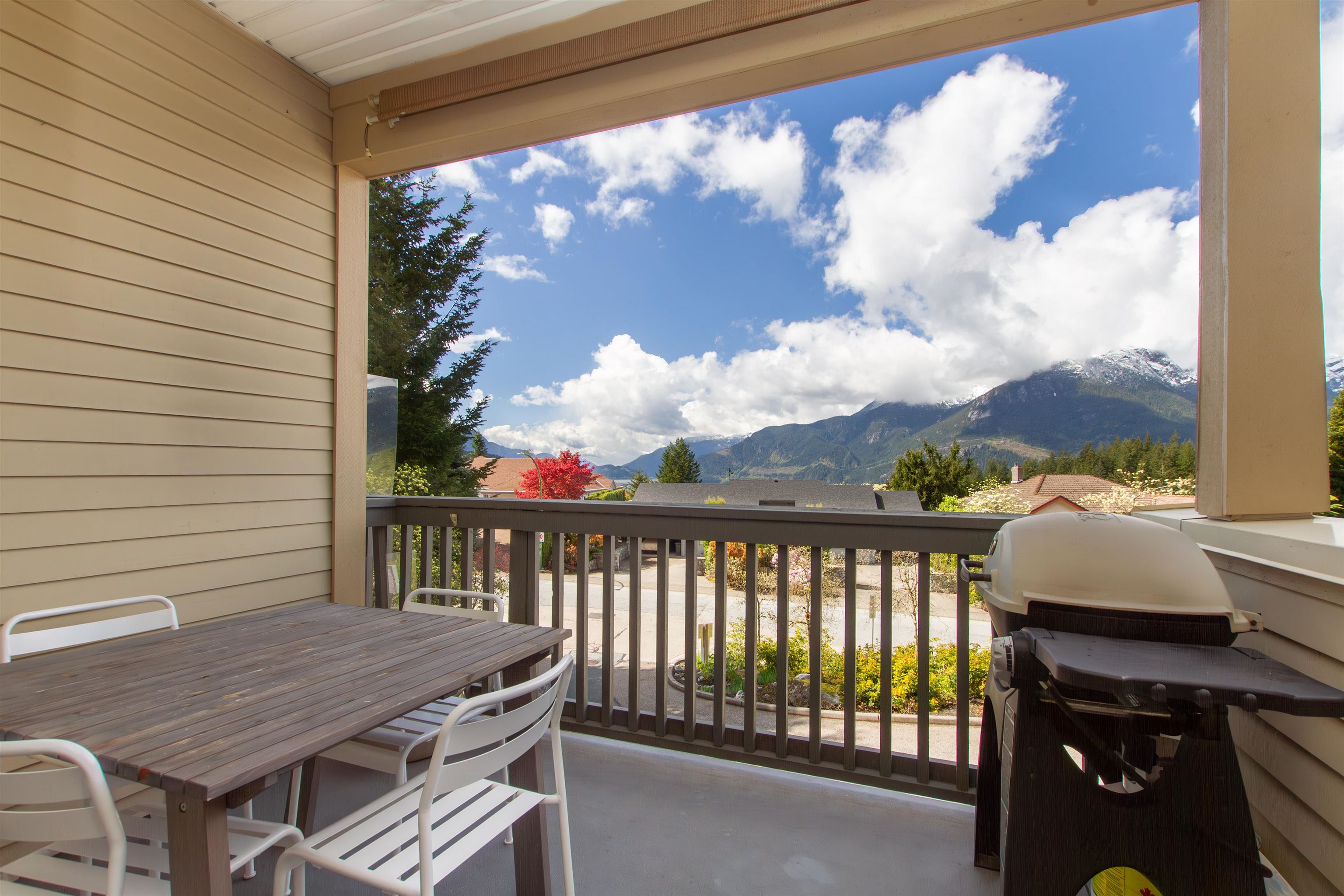 4 1026 Glacier View Drive, Squamish, Garibaldi Highlands, V8B 0G1 19