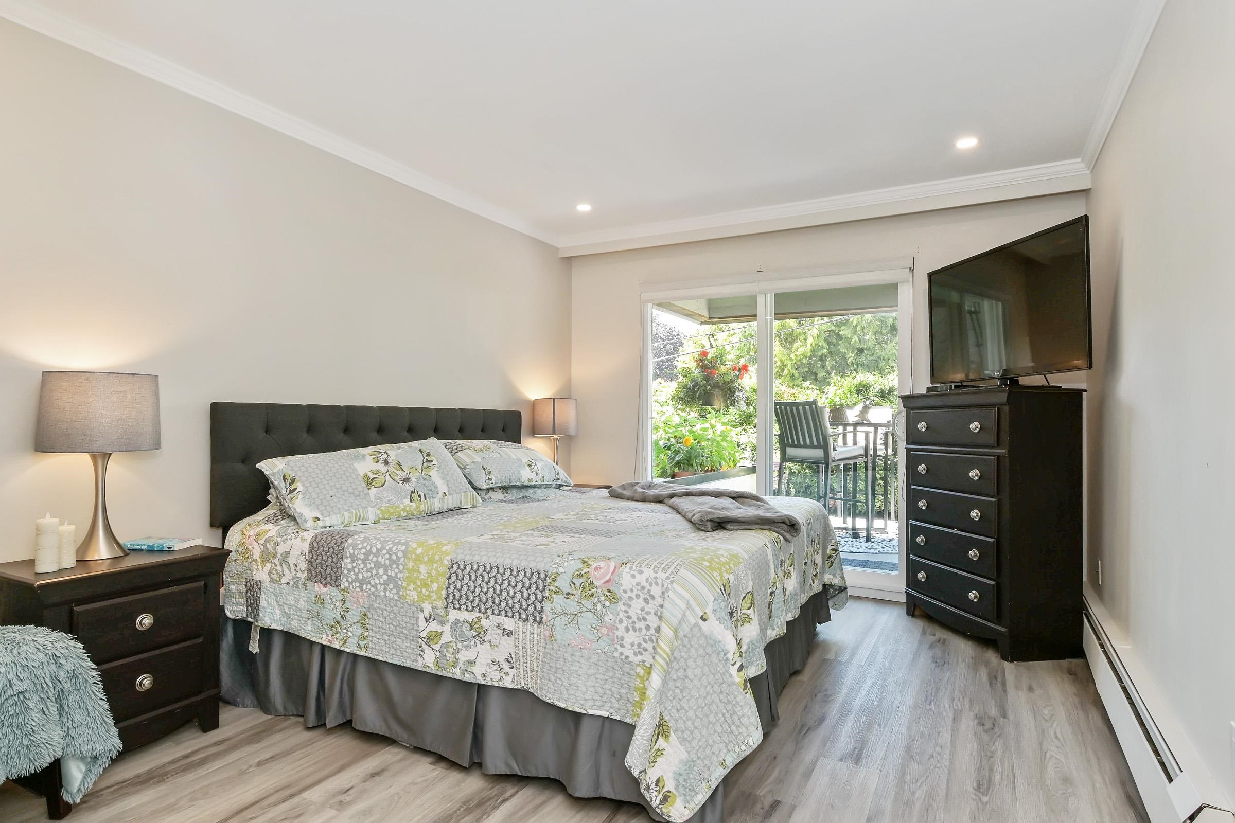 102 1351 Martin Street, White Rock, White Rock, V4B 3W6 11