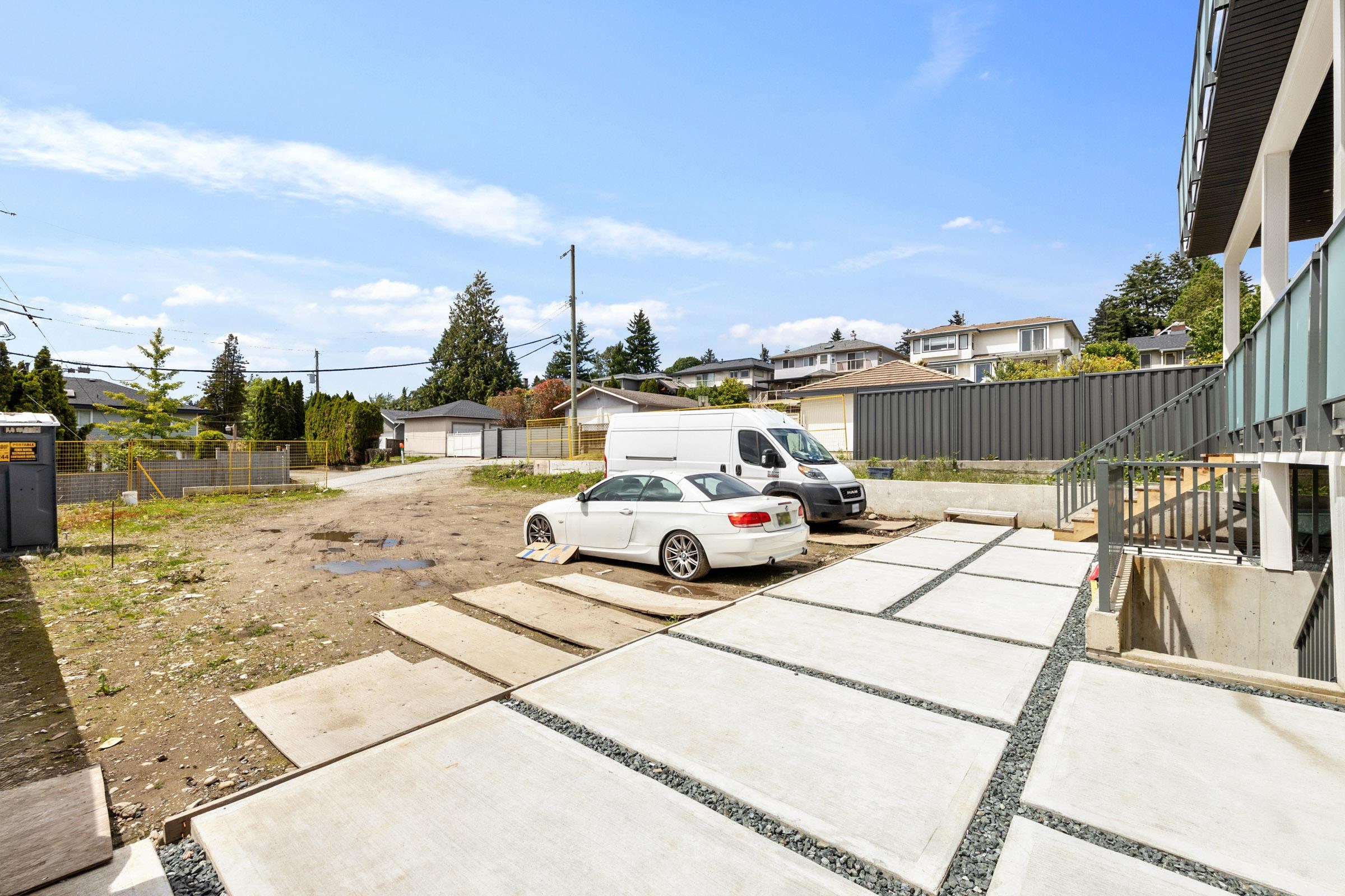 8007 Bradley Avenue, Burnaby, South Slope, V5J 3T9 38