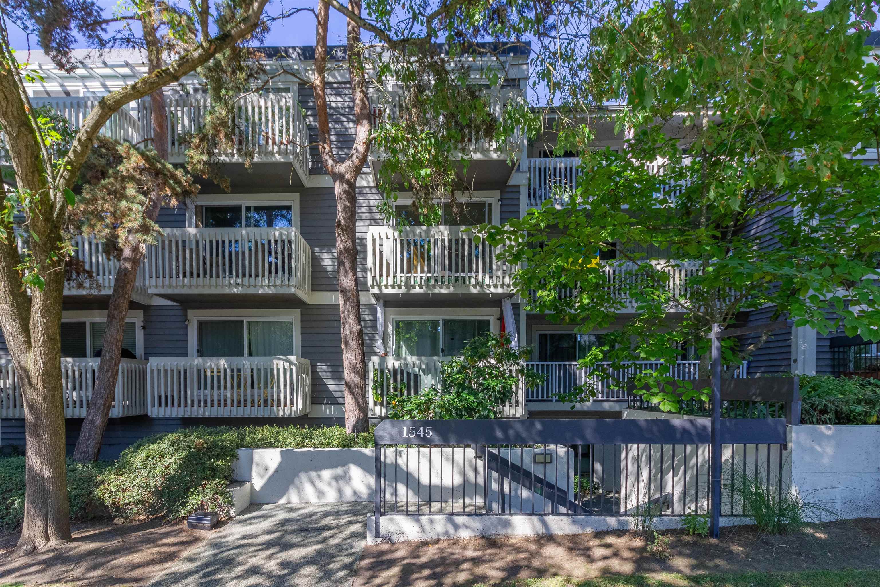 Grandview Woodland Apartment/Condo for sale:   450 sq.ft. (Listed 2024-09-20)