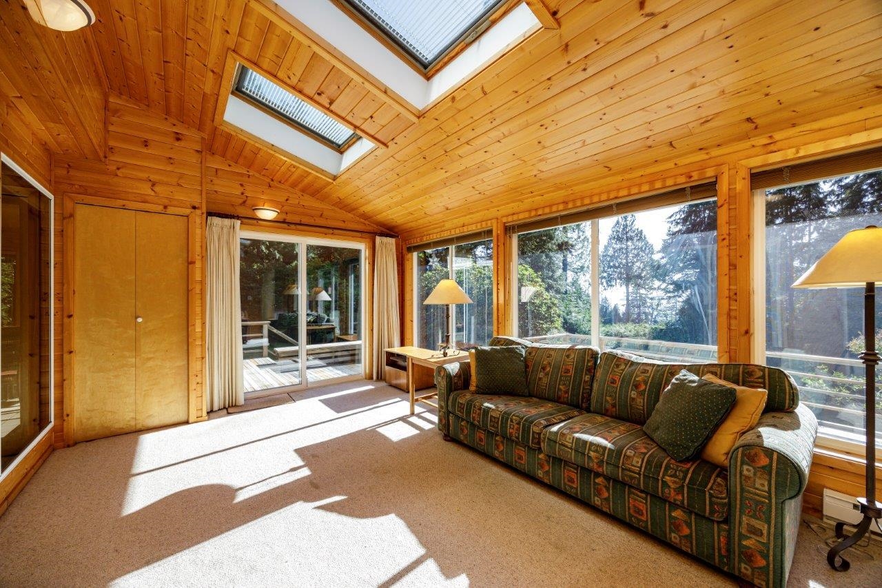 Listing image of 687 WINDJAMMER ROAD