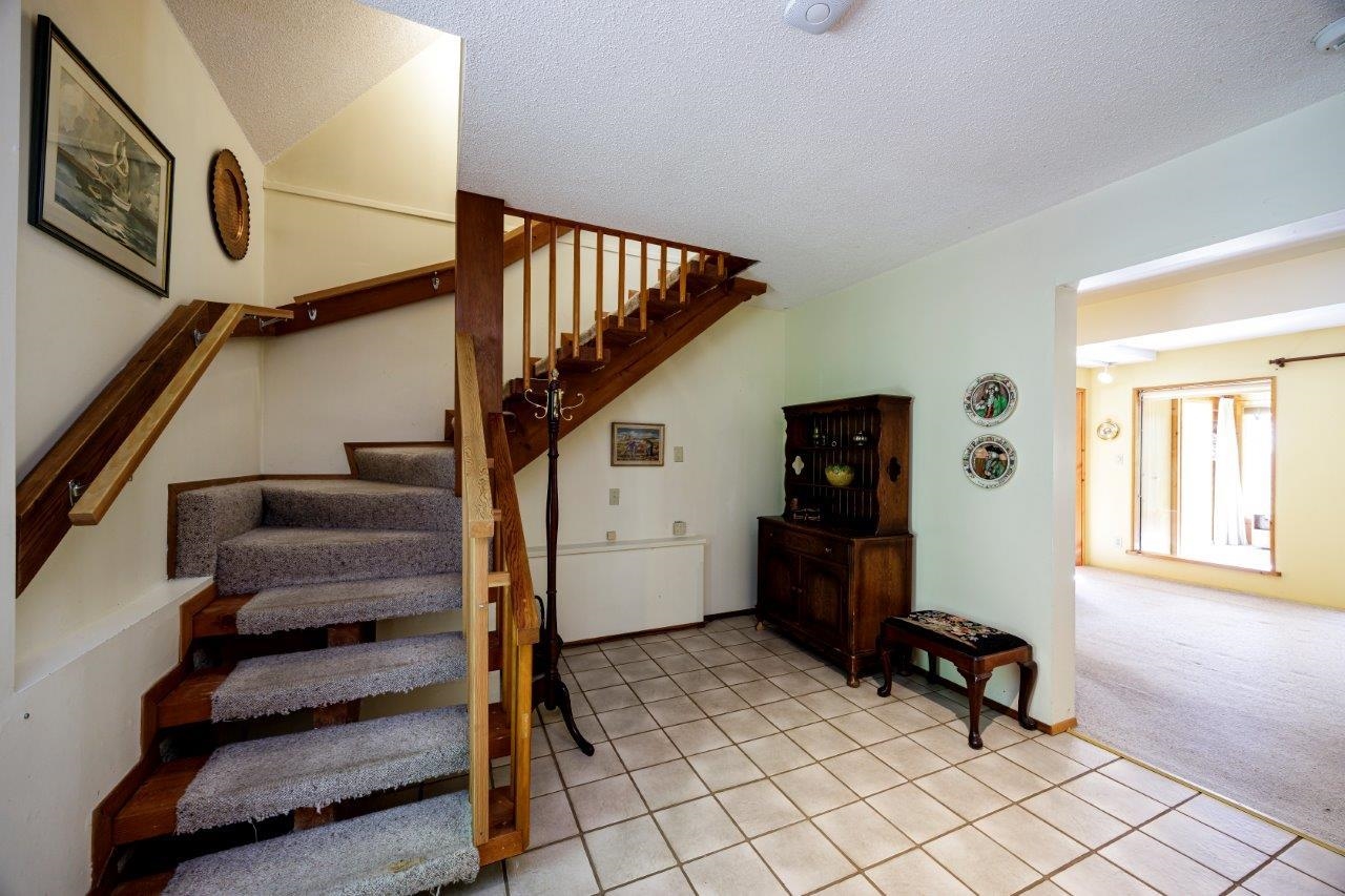 Listing image of 687 WINDJAMMER ROAD